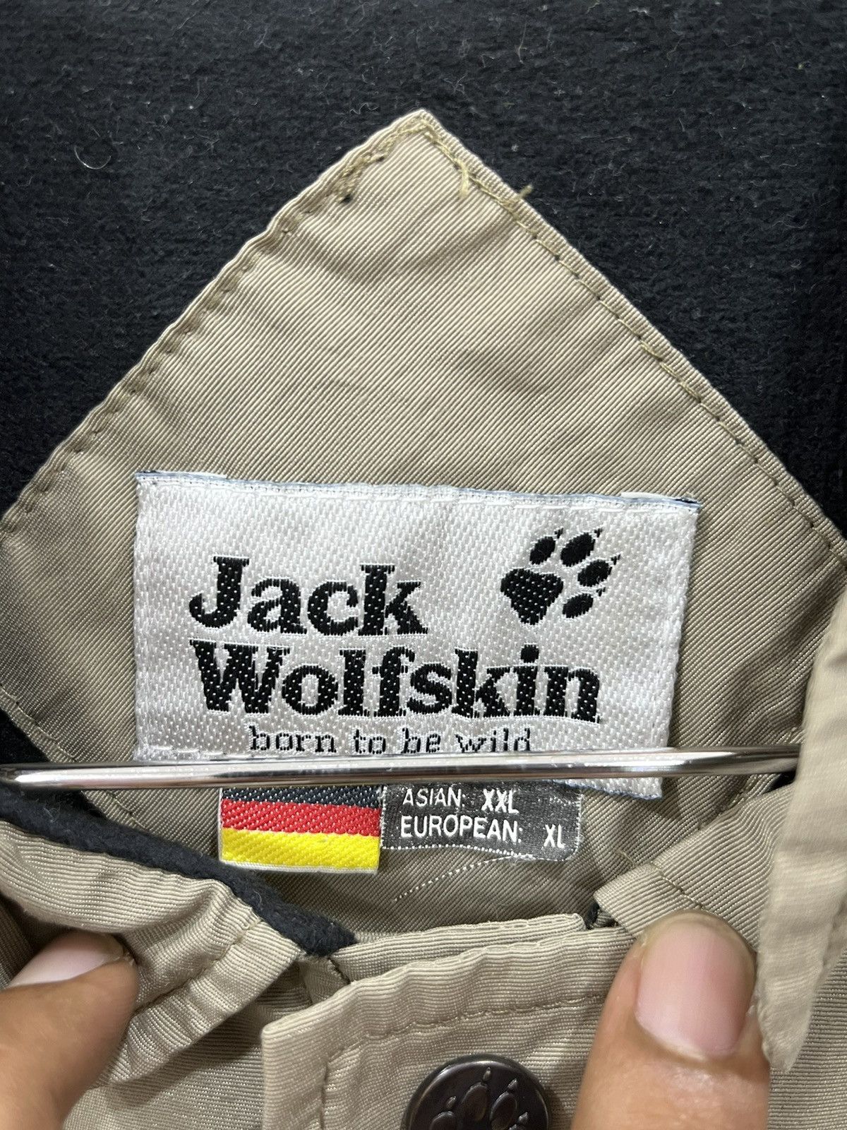 Jack Wolfskin A. JACK WOLFSKIN UTILITY VEST Size US L / EU 52-54 / 3 - 7 Thumbnail