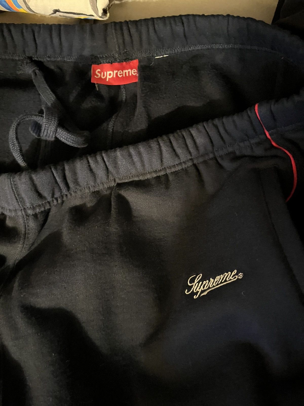 Supreme Scripted sweatpants size XL Size US 36 / EU 52 - 3 Thumbnail