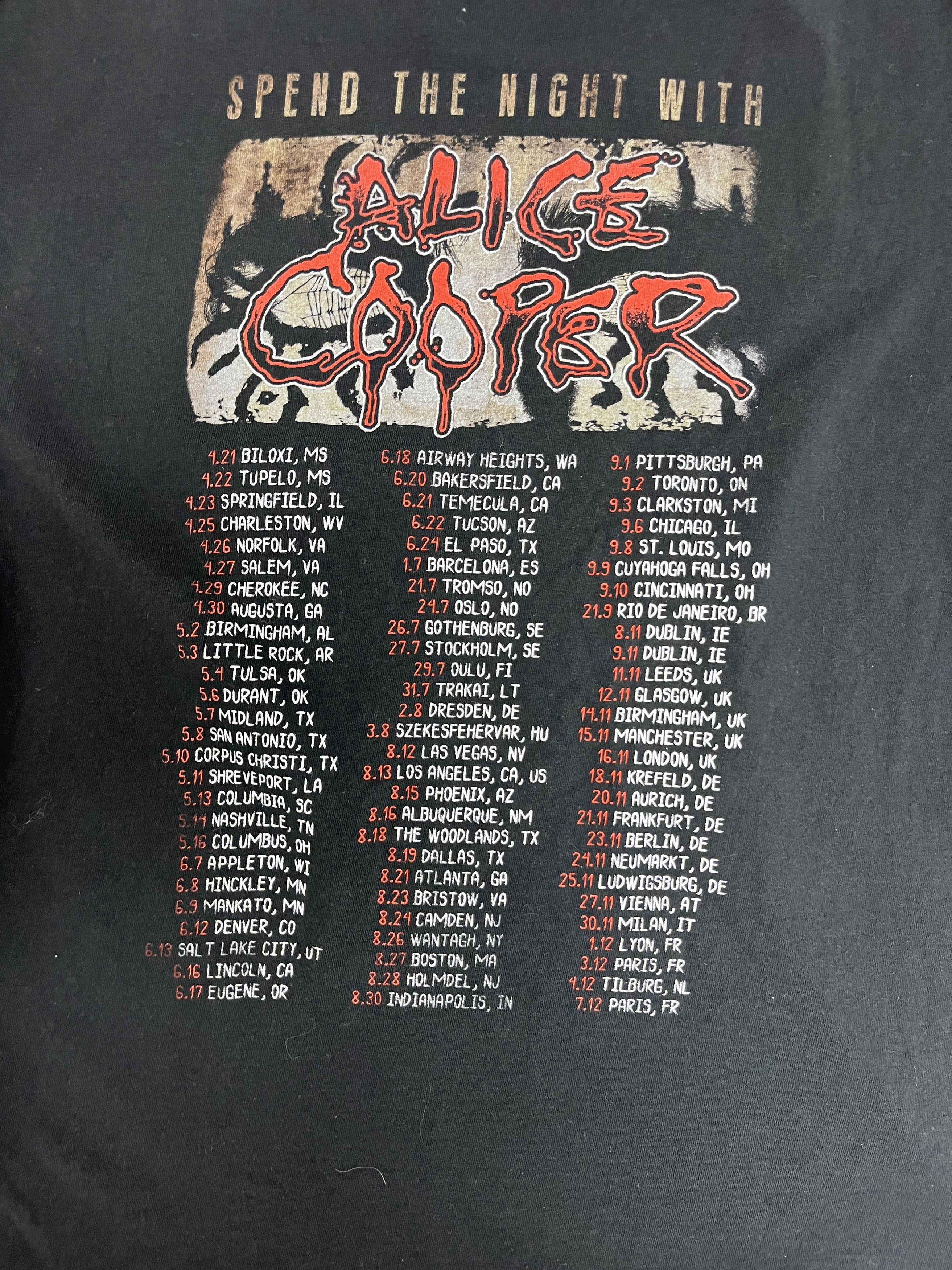 Vintage Spend The Night With Alice Cooper Rock T-Shirt Size US XL / EU 56 / 4 - 5 Thumbnail