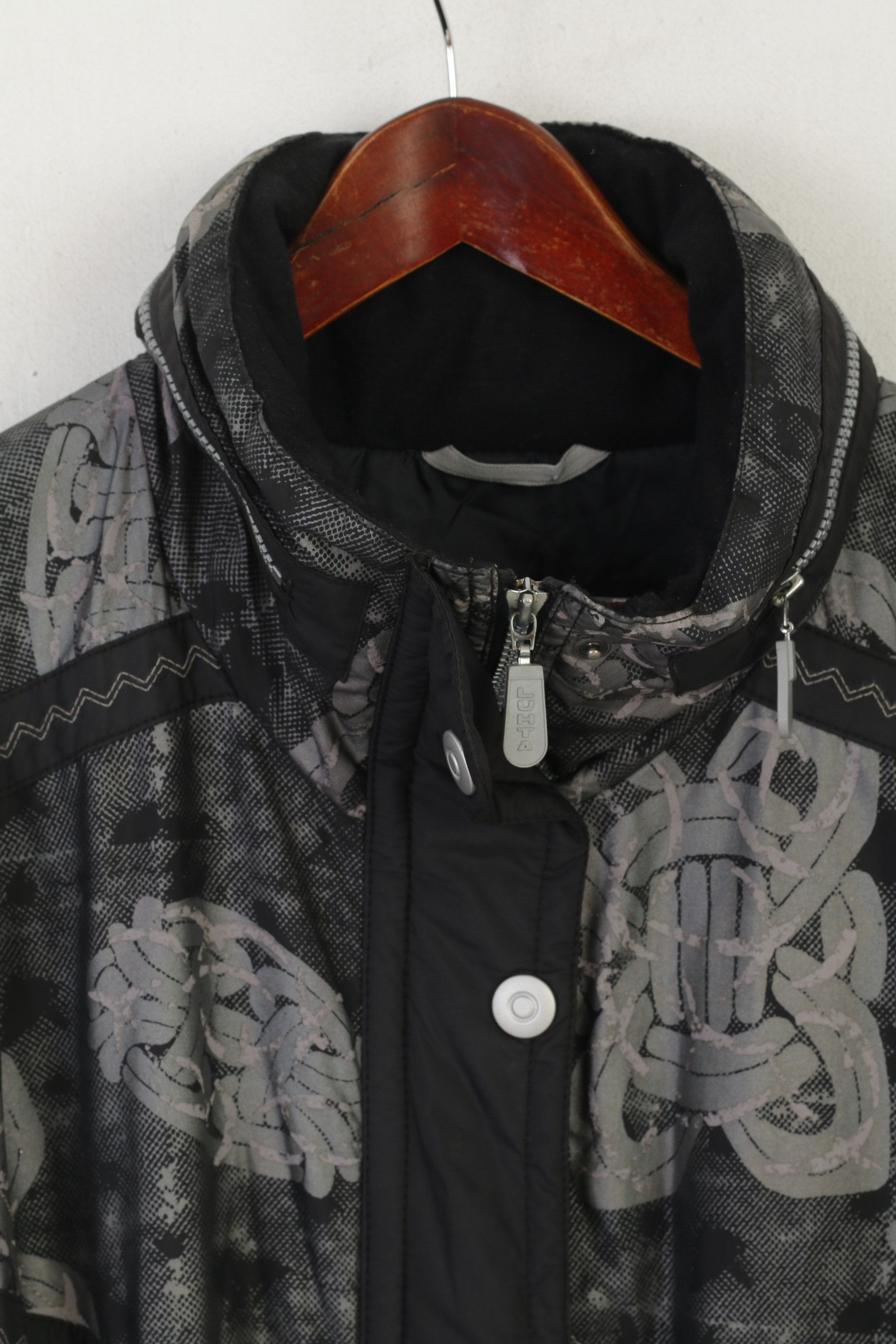 Vintage Luhta Women 14 40 Ski Suit One Piece Black Shiny 5463 Size L / US 10 / IT 46 - 3 Thumbnail