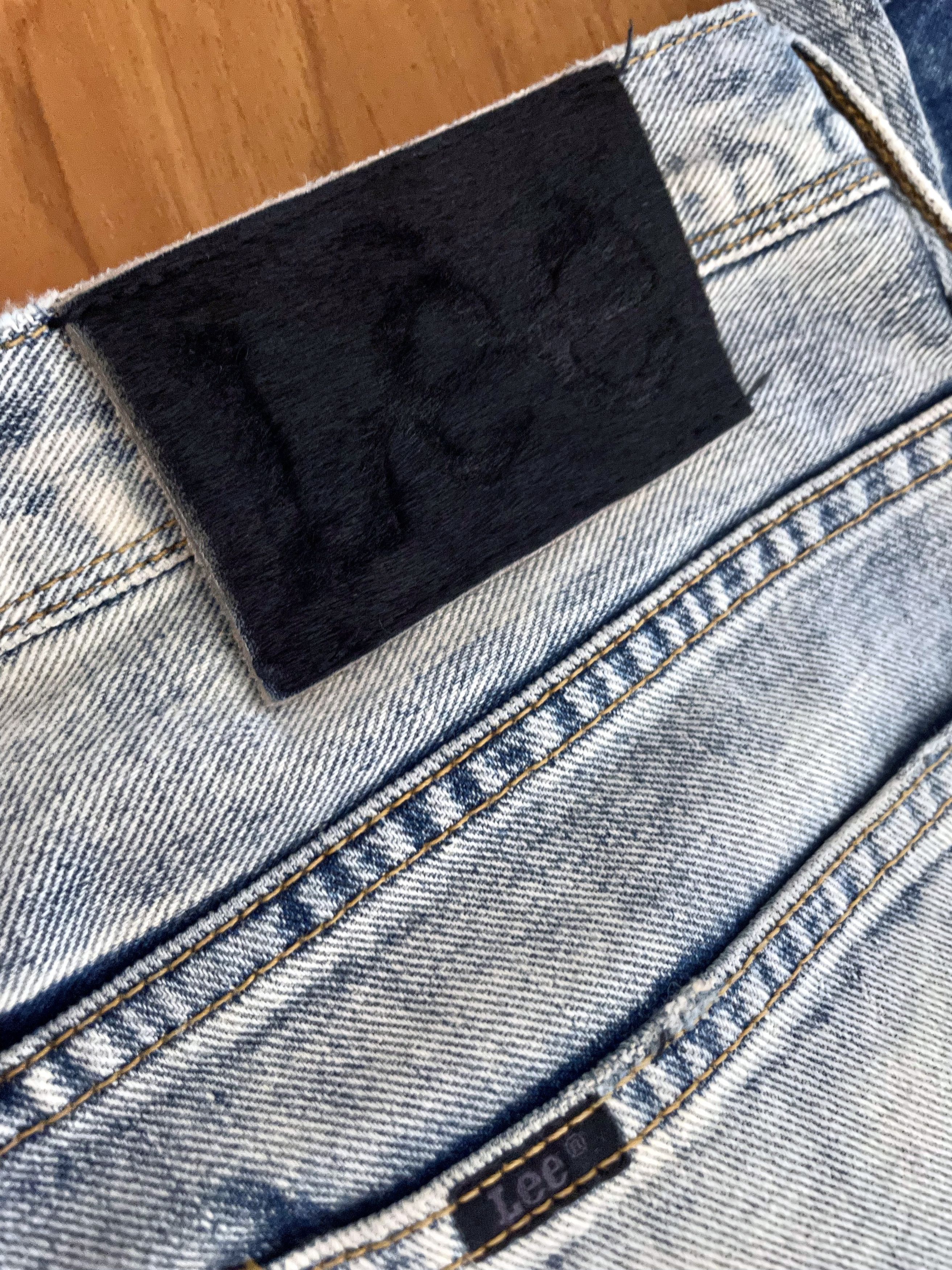 Lee WASHED INDIGO DISTRESSED DENIM LIMITED EDITION Size US 34 / EU 50 - 14 Thumbnail