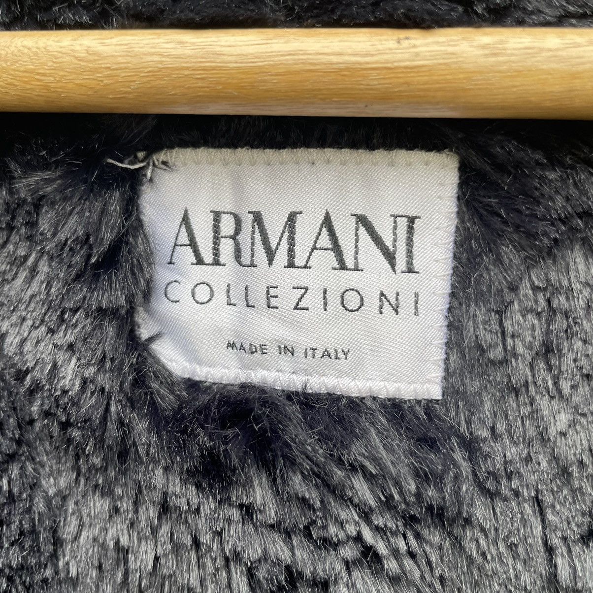 Armani 💥 ARMANI COLLEZIONI FUR BUTTON JACKET Size US L / EU 52-54 / 3 - 9 Thumbnail