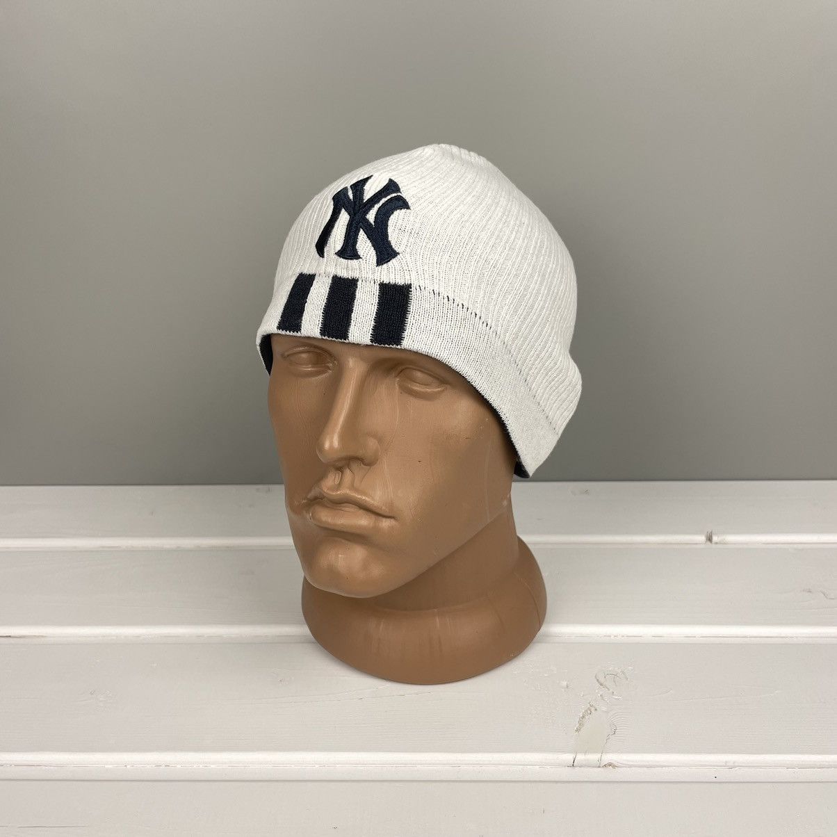 Adidas Adidas New York Yankees Vintage reversible Hat Size ONE SIZE - 1 Thumbnail