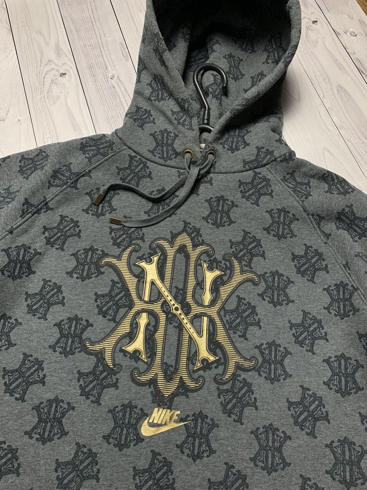 Vintage Nike New York Yankees Hoodie monogram gold logo rare