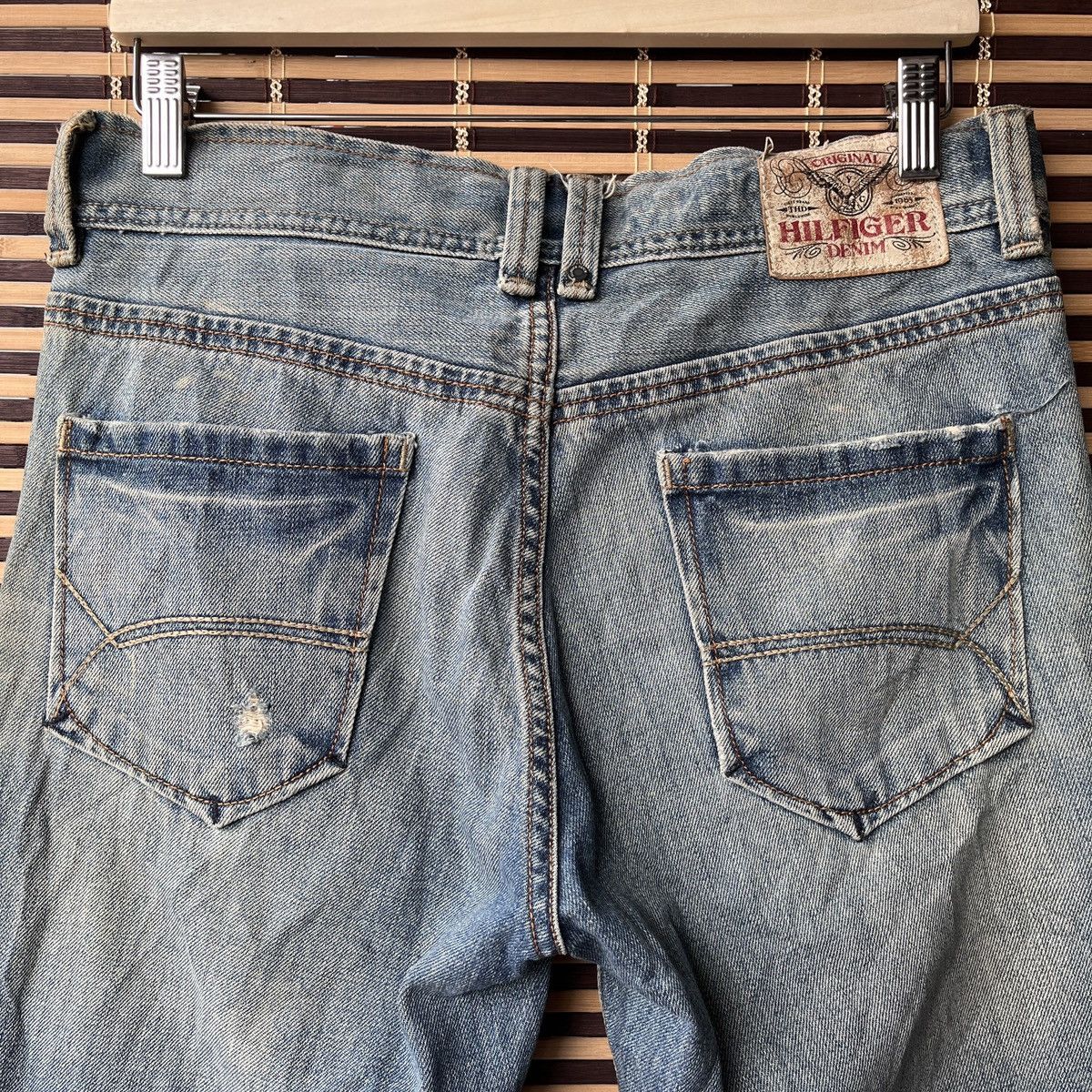 Tommy Hilfiger Faded Tommy Hilfiger Denim Jeans Broadway New York Size US 30 / EU 46 - 23 Thumbnail