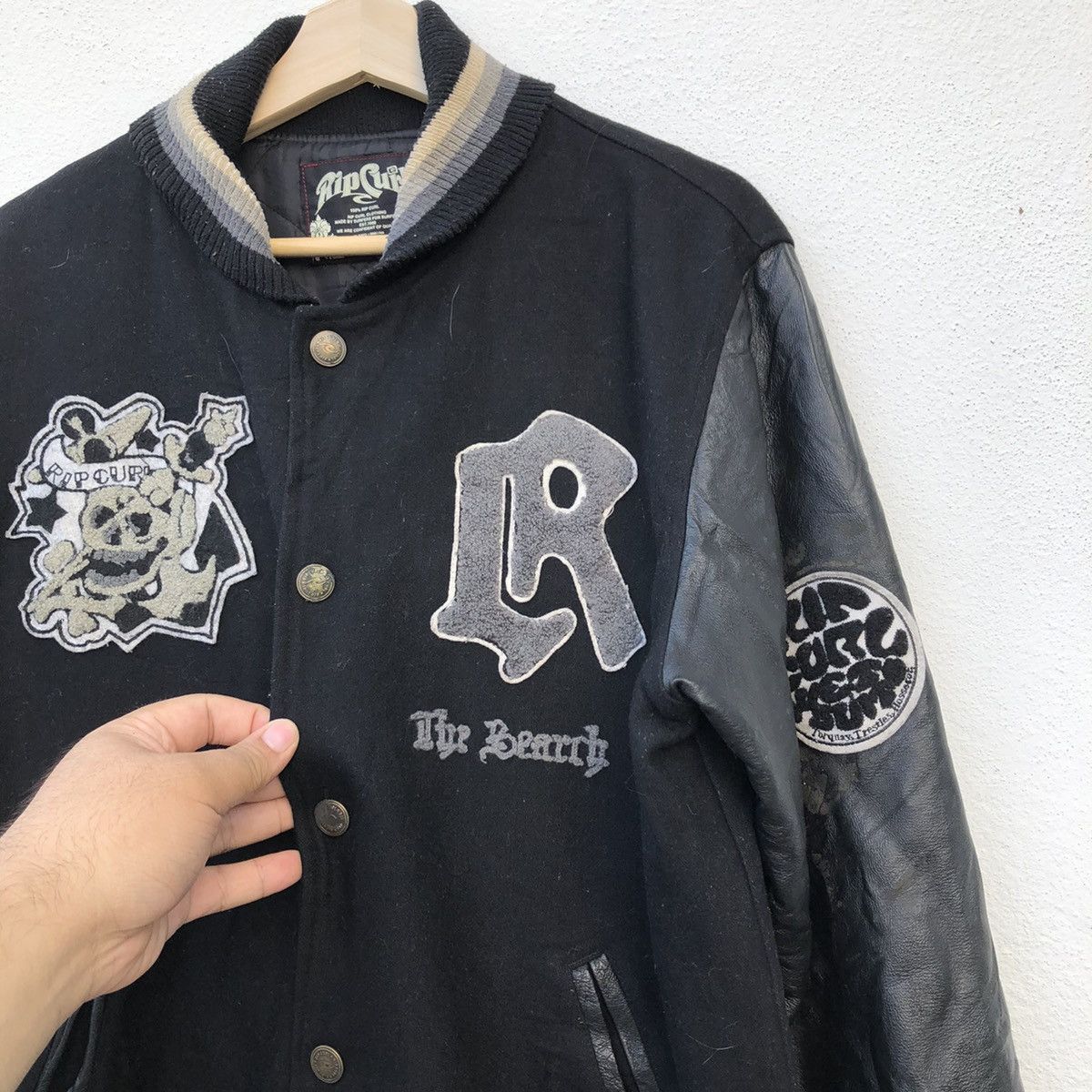 Ripcurl VARSITY JACKET RIPCURL BIG LOGO LEATHER SLEEVE Size US L / EU 52-54 / 3 - 6 Thumbnail