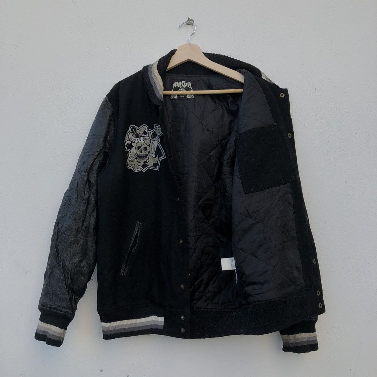 Ripcurl VARSITY JACKET RIPCURL BIG LOGO LEATHER SLEEVE Size US L / EU 52-54 / 3 - 12 Thumbnail