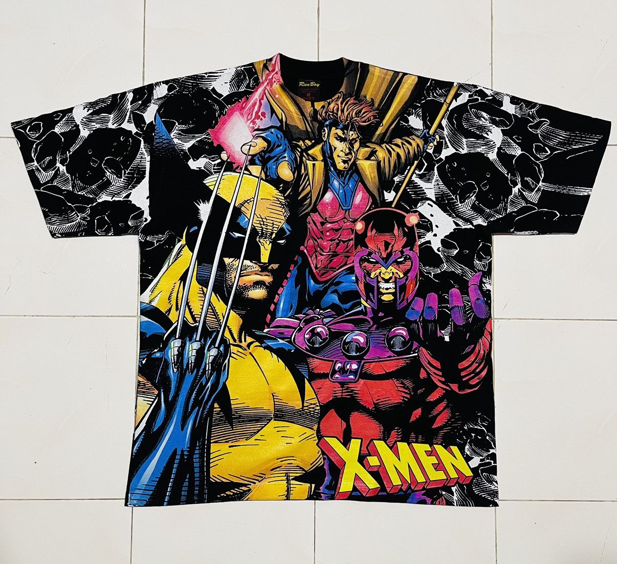 GOD Dr selling Doom Big Face Marvel Mega Print Tee Vintage Silver Surfer X-men Venom