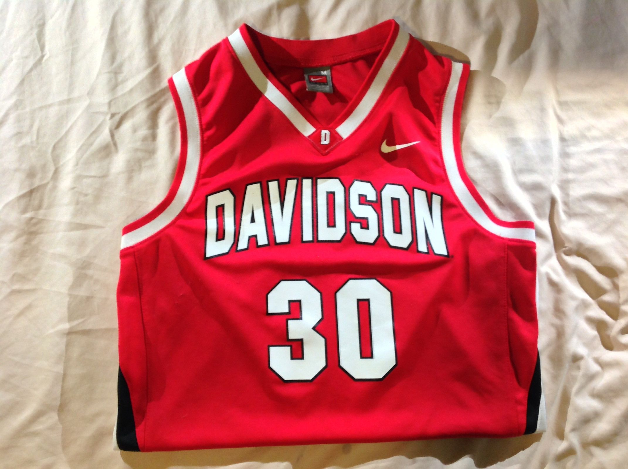 Stephen curry davidson store jersey nike