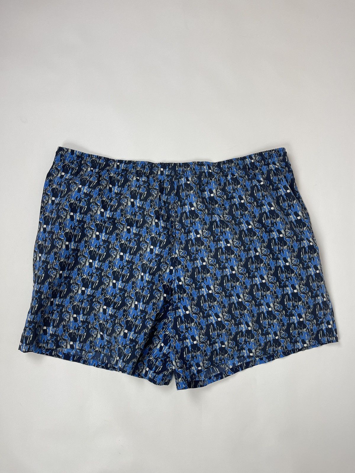 Nike Nike vintage 90s blue pattern logo shorts Size US 36 / EU 52 - 8 Thumbnail