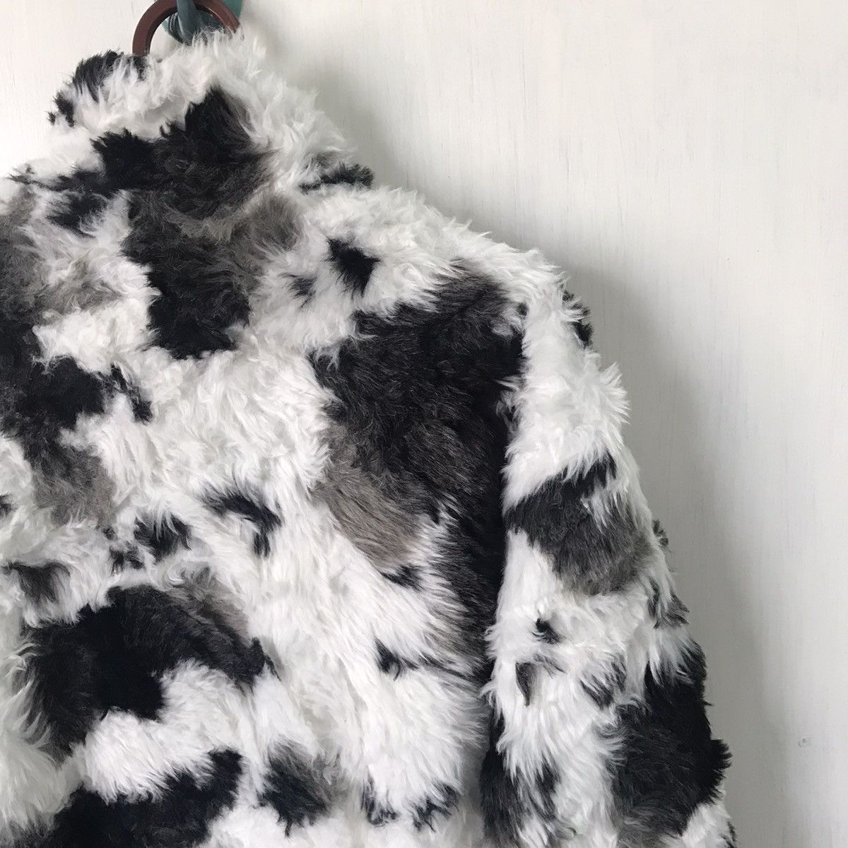 Japanese Brand 💥Steals💥Nice Cow Printed Furry Like Jacket Size US L / EU 52-54 / 3 - 10 Thumbnail