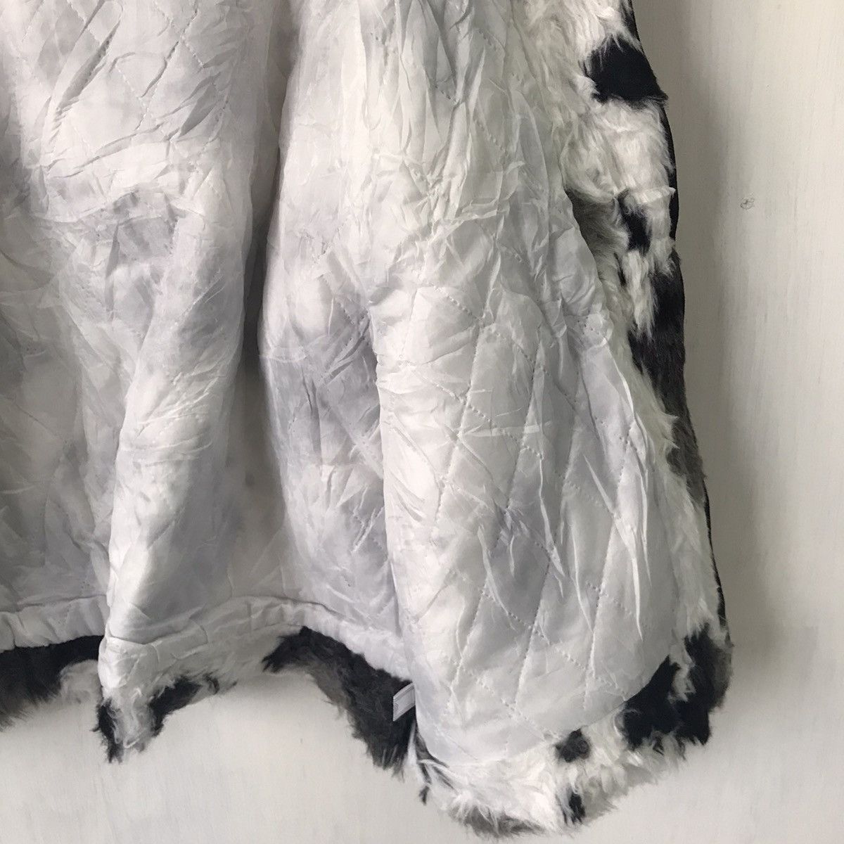 Japanese Brand 💥Steals💥Nice Cow Printed Furry Like Jacket Size US L / EU 52-54 / 3 - 13 Thumbnail