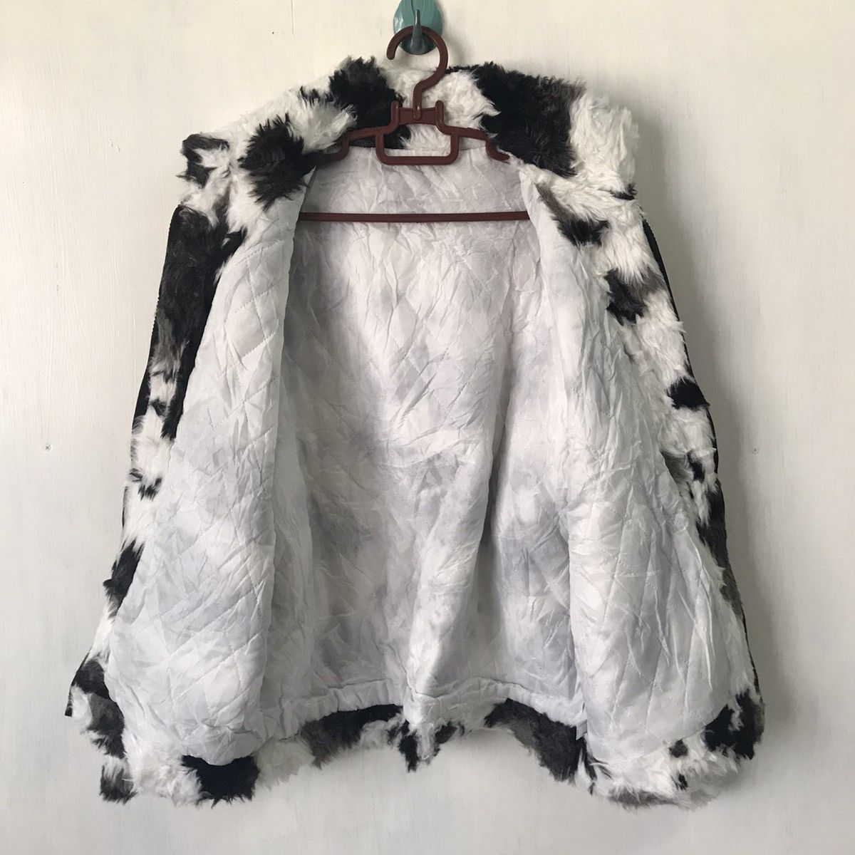 Japanese Brand 💥Steals💥Nice Cow Printed Furry Like Jacket Size US L / EU 52-54 / 3 - 12 Thumbnail