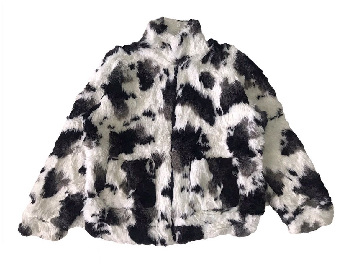Japanese Brand 💥Steals💥Nice Cow Printed Furry Like Jacket Size US L / EU 52-54 / 3 - 1 Thumbnail
