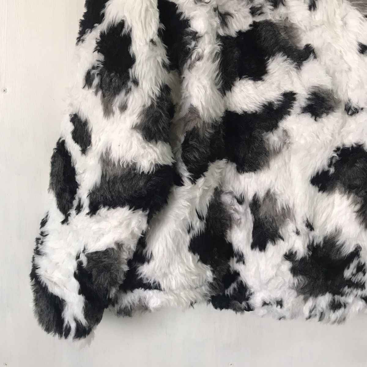 Japanese Brand 💥Steals💥Nice Cow Printed Furry Like Jacket Size US L / EU 52-54 / 3 - 8 Thumbnail