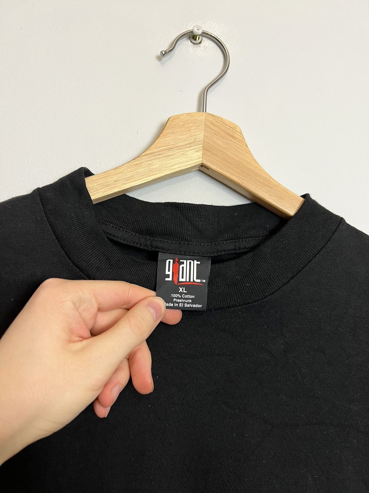 Band Tees Rare Vintage 90s Green Day Embroided Logo Punk Band Tshirt Size US XL / EU 56 / 4 - 3 Thumbnail