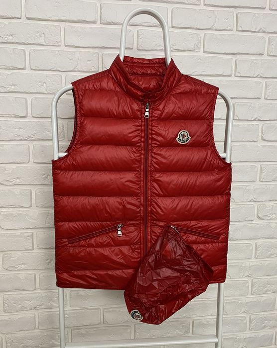 Moncler gui hot sale gilet red