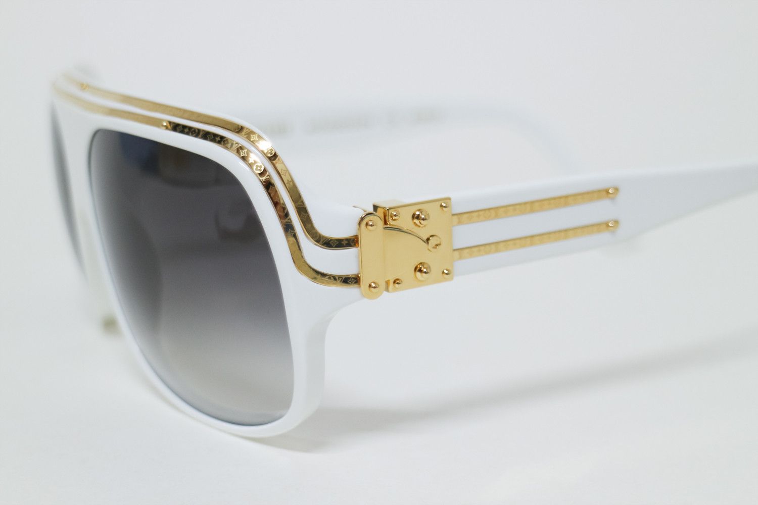 Louis Vuitton × Pharrell Louis Vuitton White Millionaire Sunglasses OG PHARRELL NIGO Size ONE SIZE - 8 Thumbnail