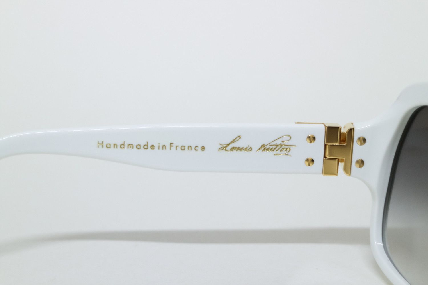 Louis Vuitton × Pharrell Louis Vuitton White Millionaire Sunglasses OG PHARRELL NIGO Size ONE SIZE - 6 Thumbnail