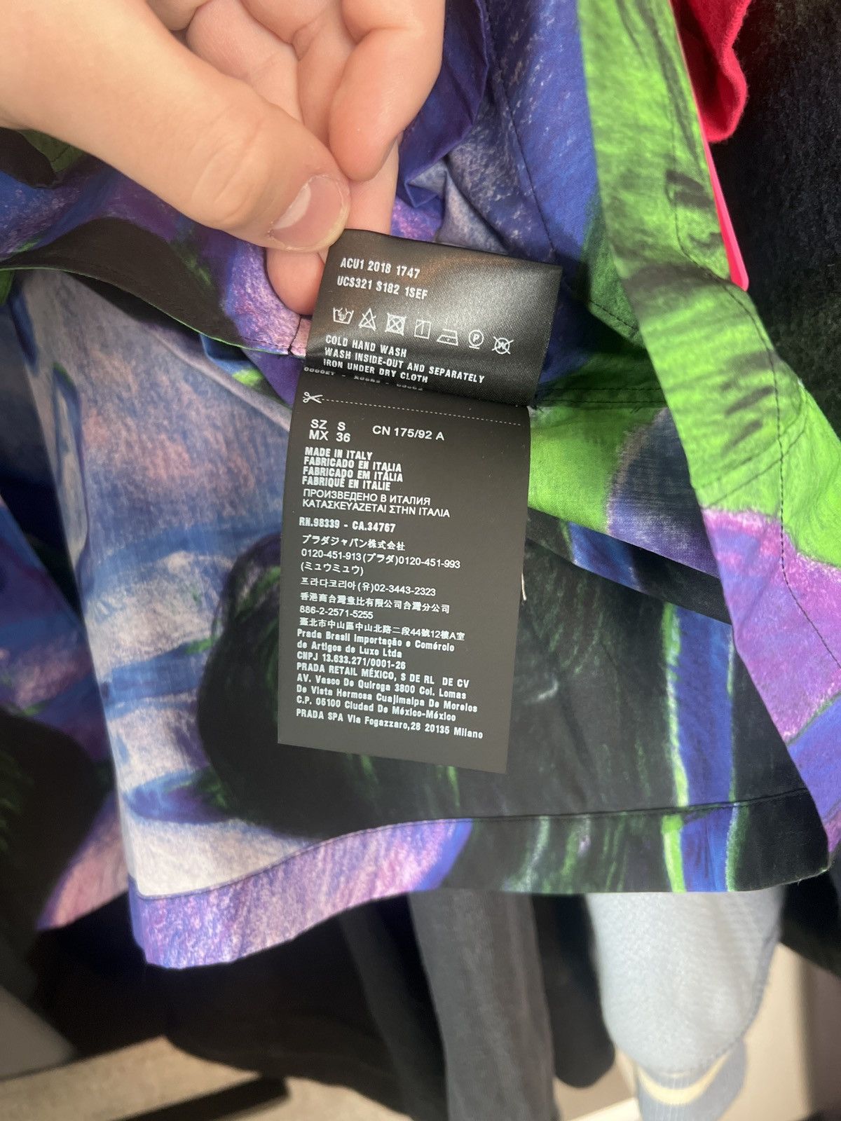Prada Prada Impossible True Love Shirt *STEAL* Size US S / EU 44-46 / 1 - 7 Thumbnail