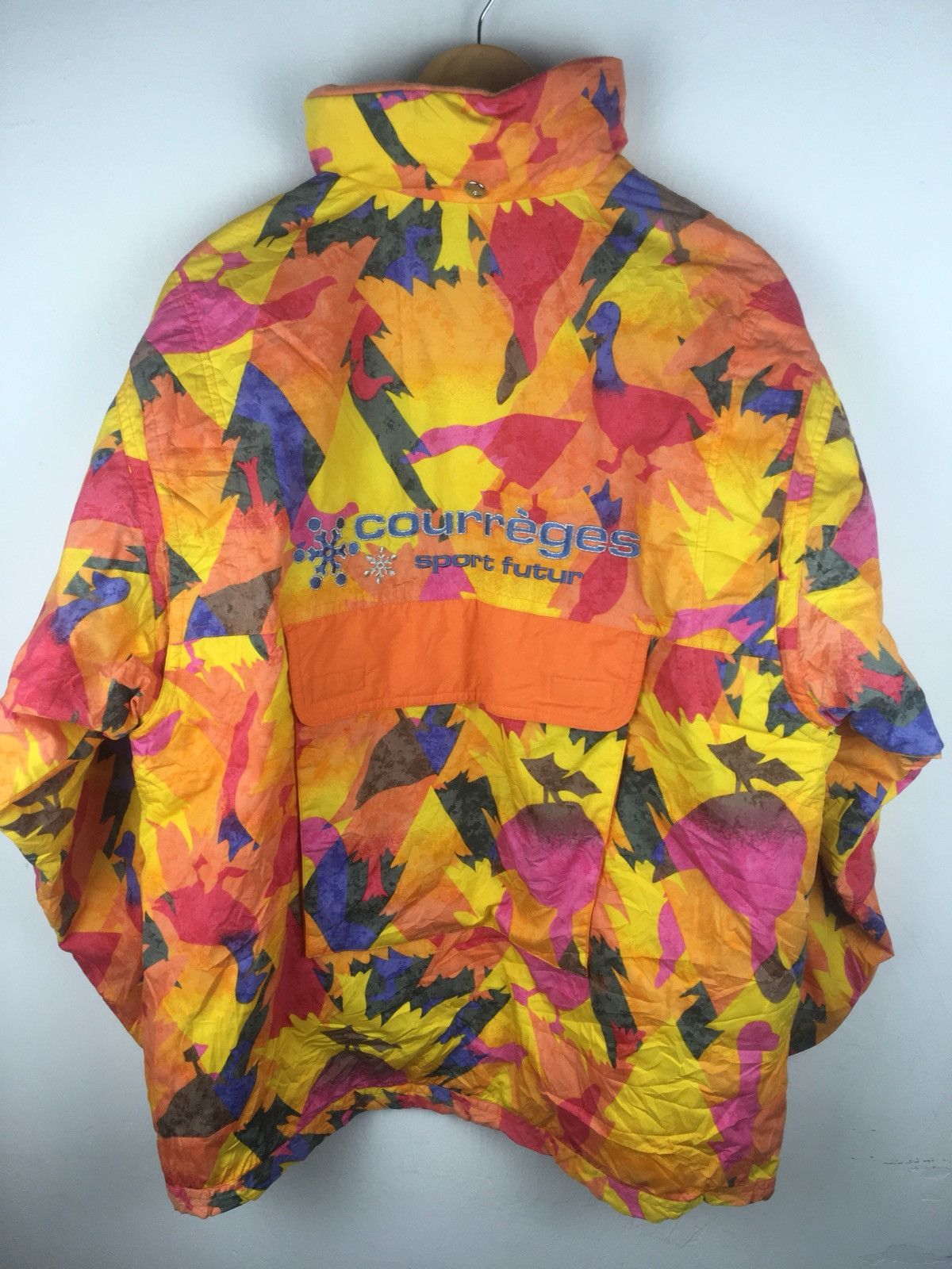 Courreges × Designer × Vintage Vintage courreges home anorak sport ski wear hoodies Size US L / EU 52-54 / 3 - 2 Thumbnail
