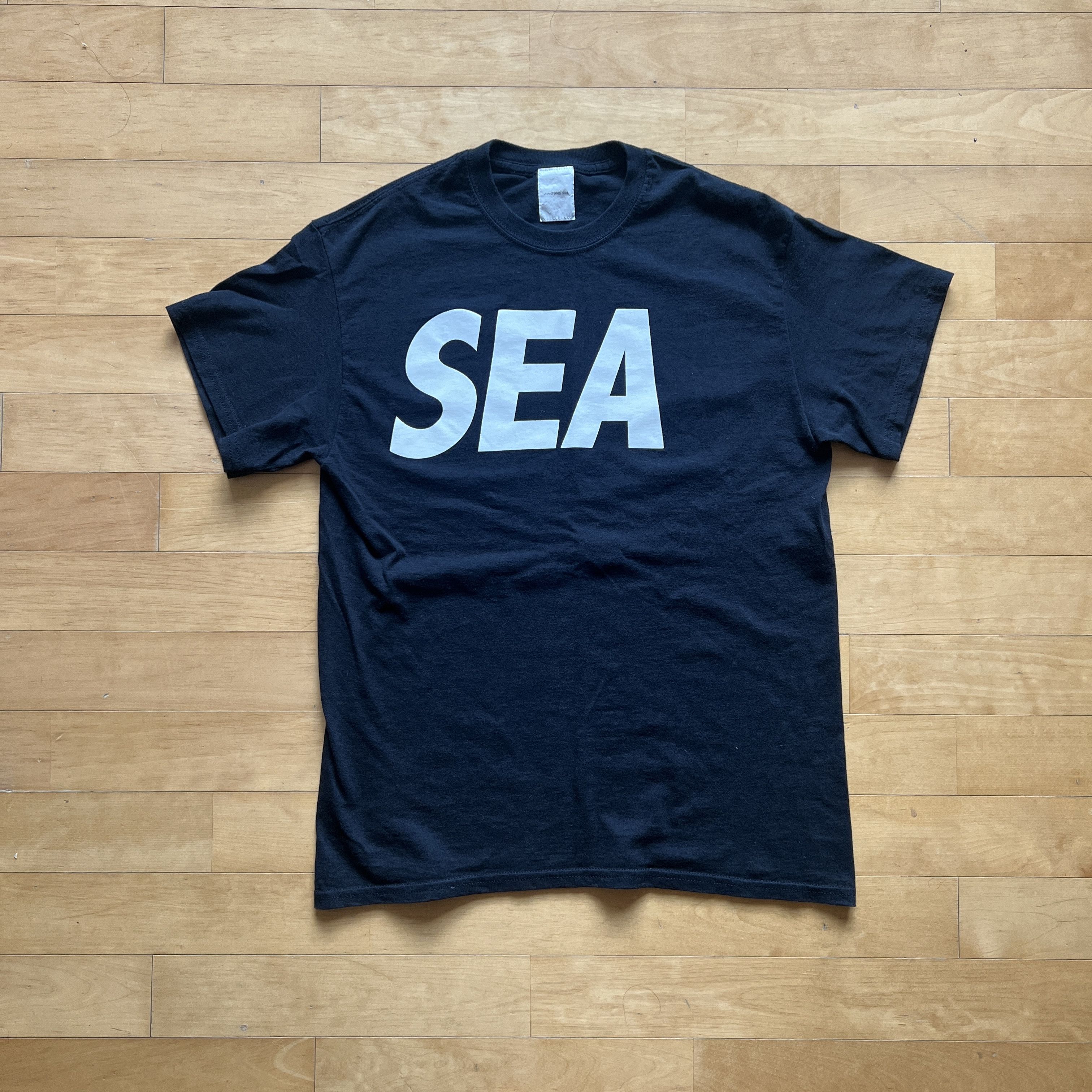 WIND AND SEA SAINT MICHAEL SS TEE ブラック WIND AND SEA × SAINT MICHAEL SS TEE ブラック メンズ