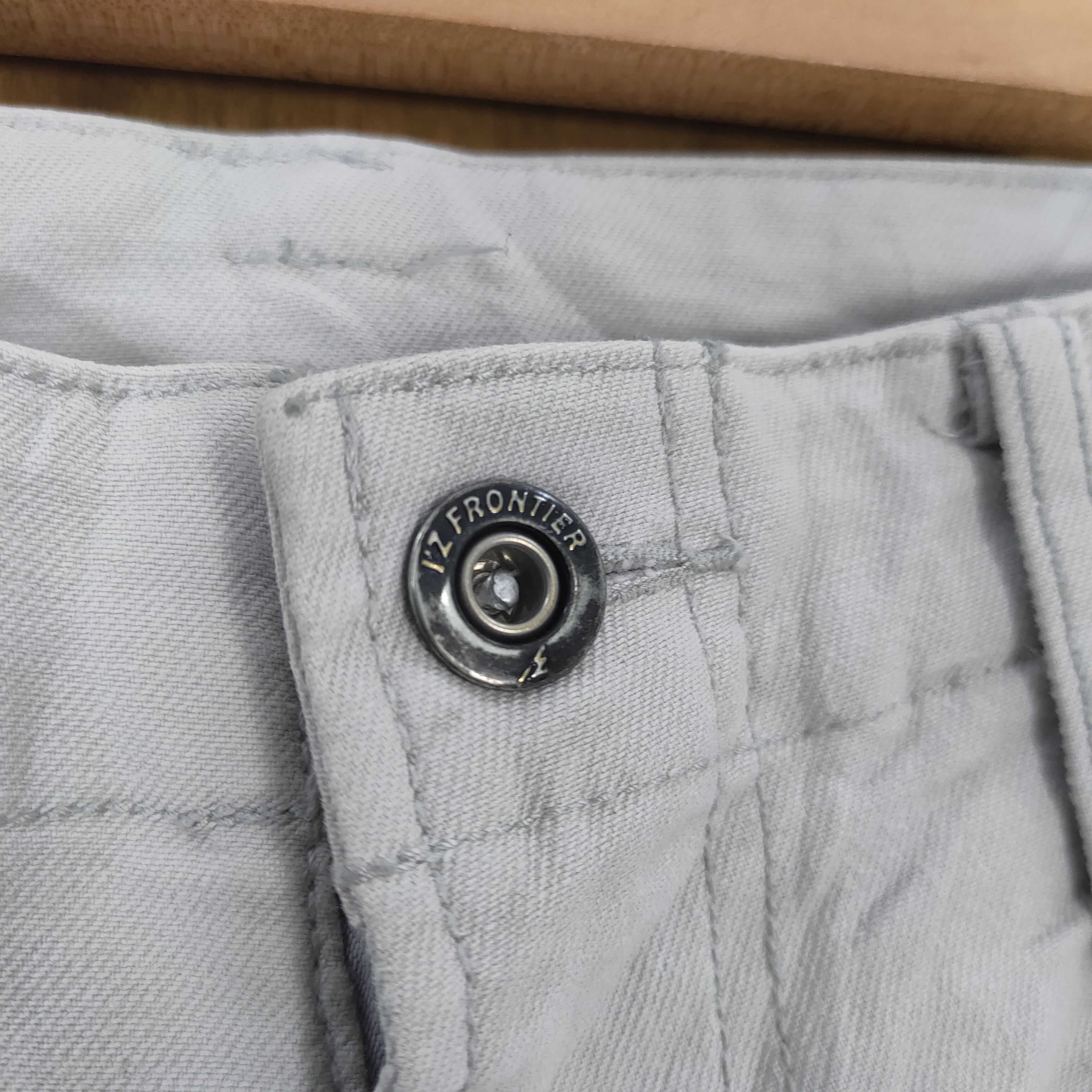 Japanese Brand IZ FRONTIER FADED DIRTY WORKWEAR SKINNY CARGO PANTS Size US 33 - 11 Thumbnail