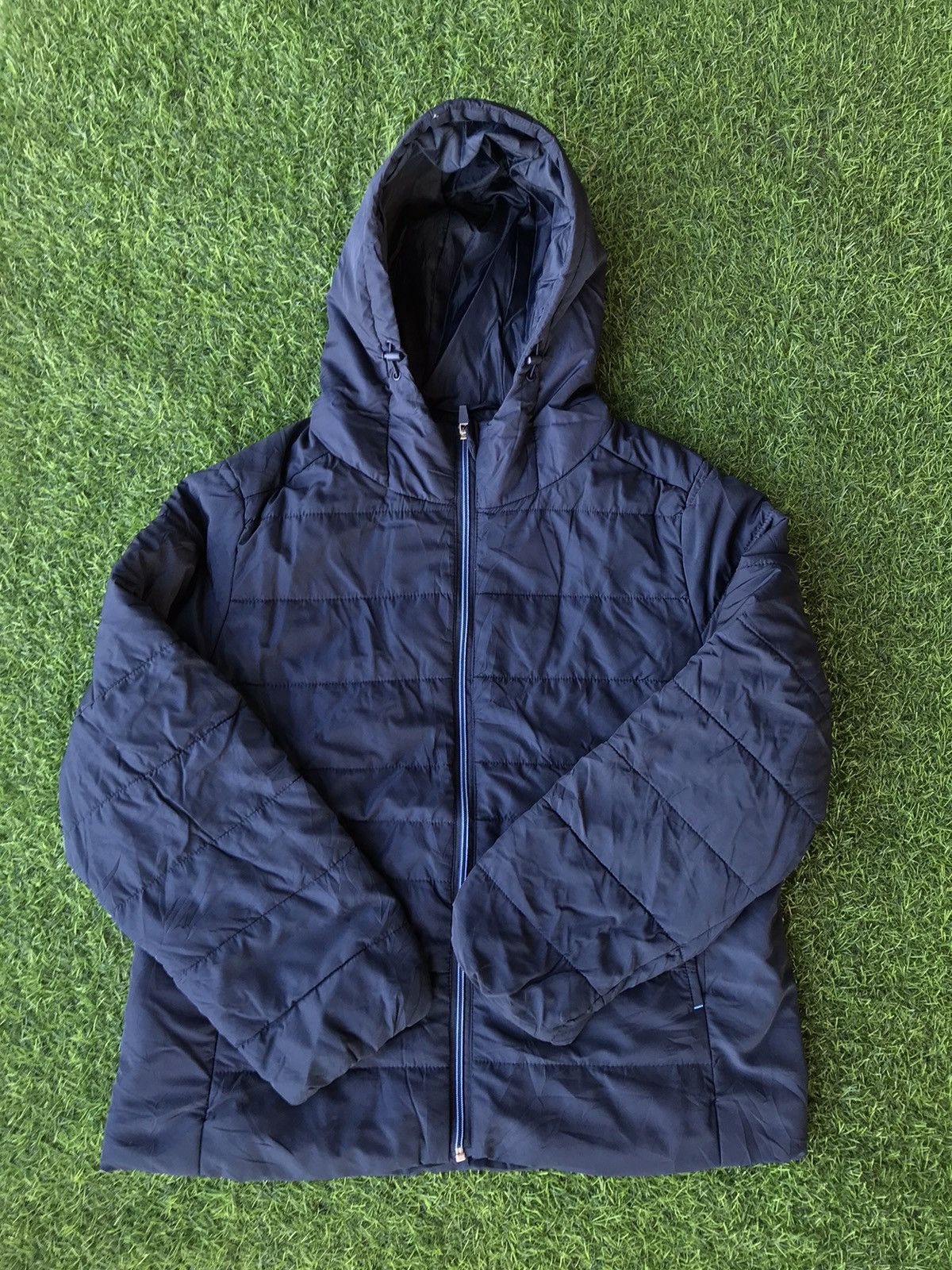 image of Winter Session Stealsclisshi Sports Puffer Jacket Hoodies in Blue, Men's (Size Medium)