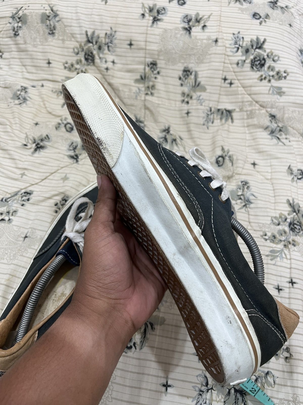 Vans VINTAGE VANS SHOES MADE IN USA Size US 11 / EU 44 - 5 Thumbnail