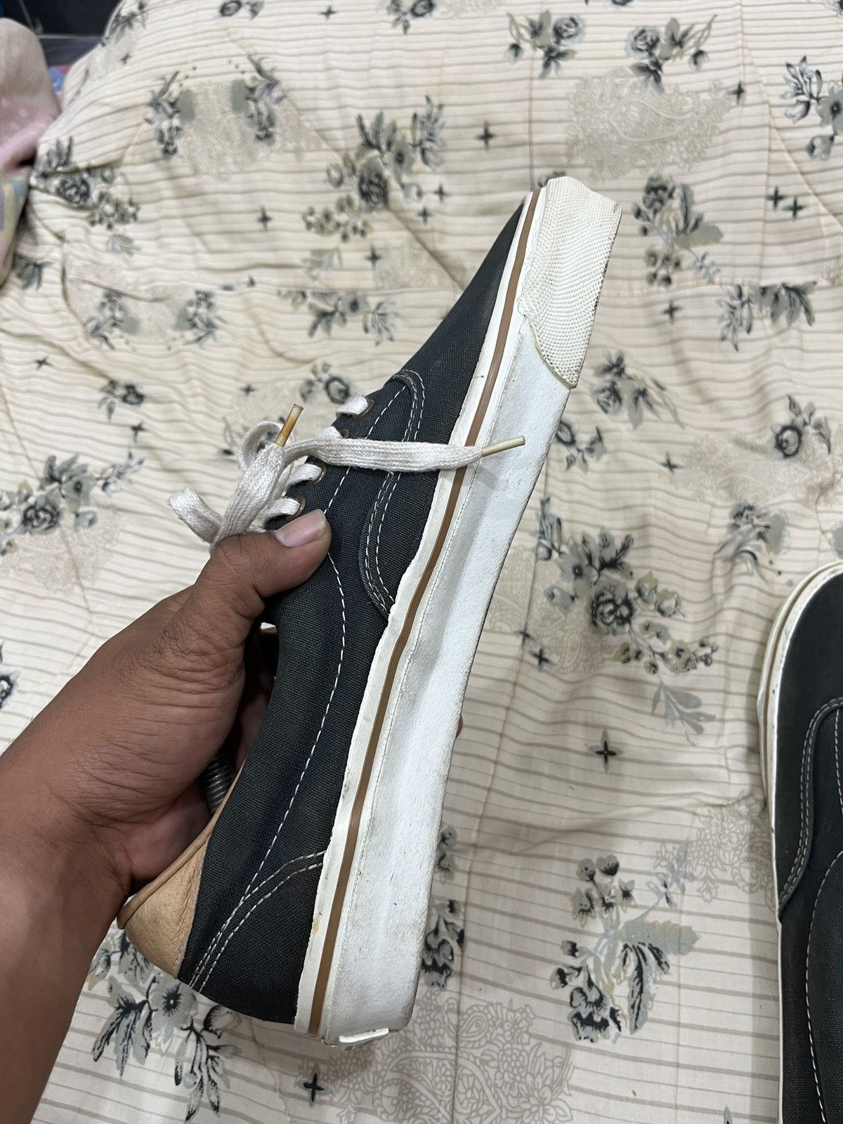Vans VINTAGE VANS SHOES MADE IN USA Size US 11 / EU 44 - 7 Thumbnail