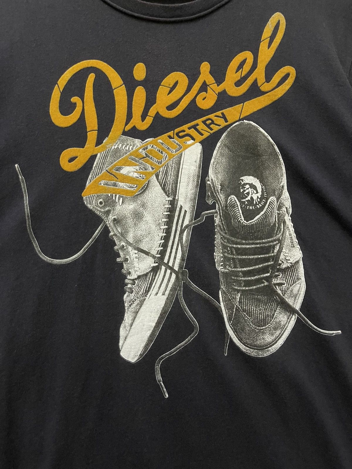 Diesel × Vintage Vintage Diesel Shoes T-shirt Black Size US M / EU 48-50 / 2 - 2 Thumbnail