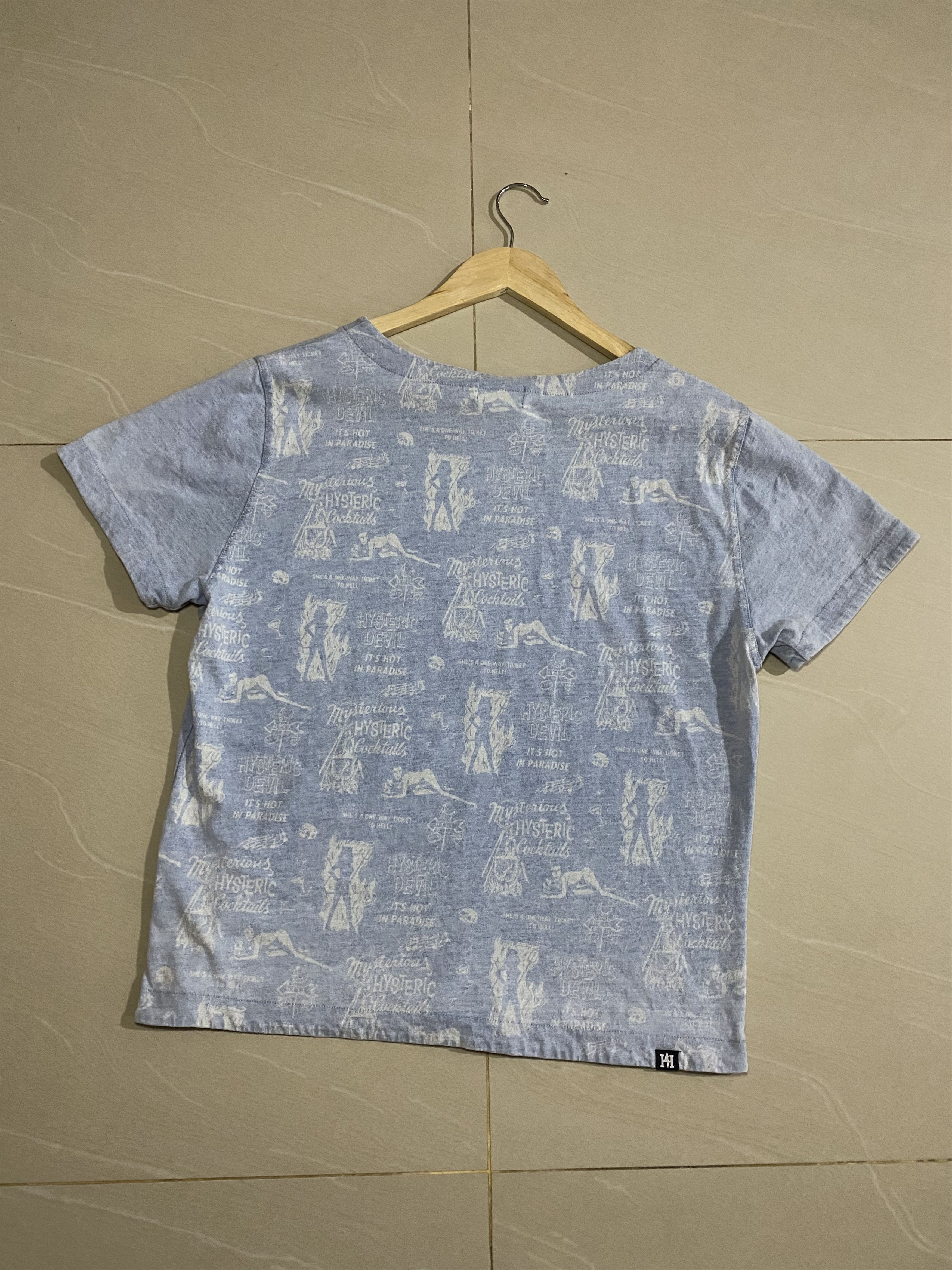 Hysteric Glamour × Japanese Brand × Vintage Vintage Hysteric Glamour Tshirt Size S / US 4 / IT 40 - 2 Thumbnail