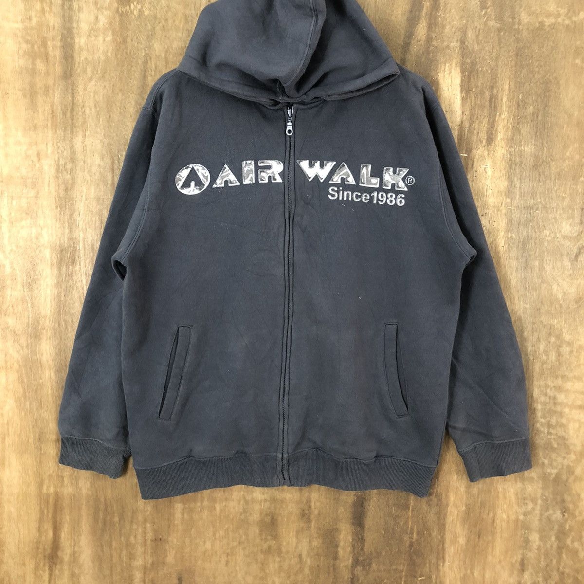 Airwalk VINTAGE AIRWALK FADED SWEATSHIRTS HOODIES Size US XL / EU 56 / 4 - 3 Thumbnail
