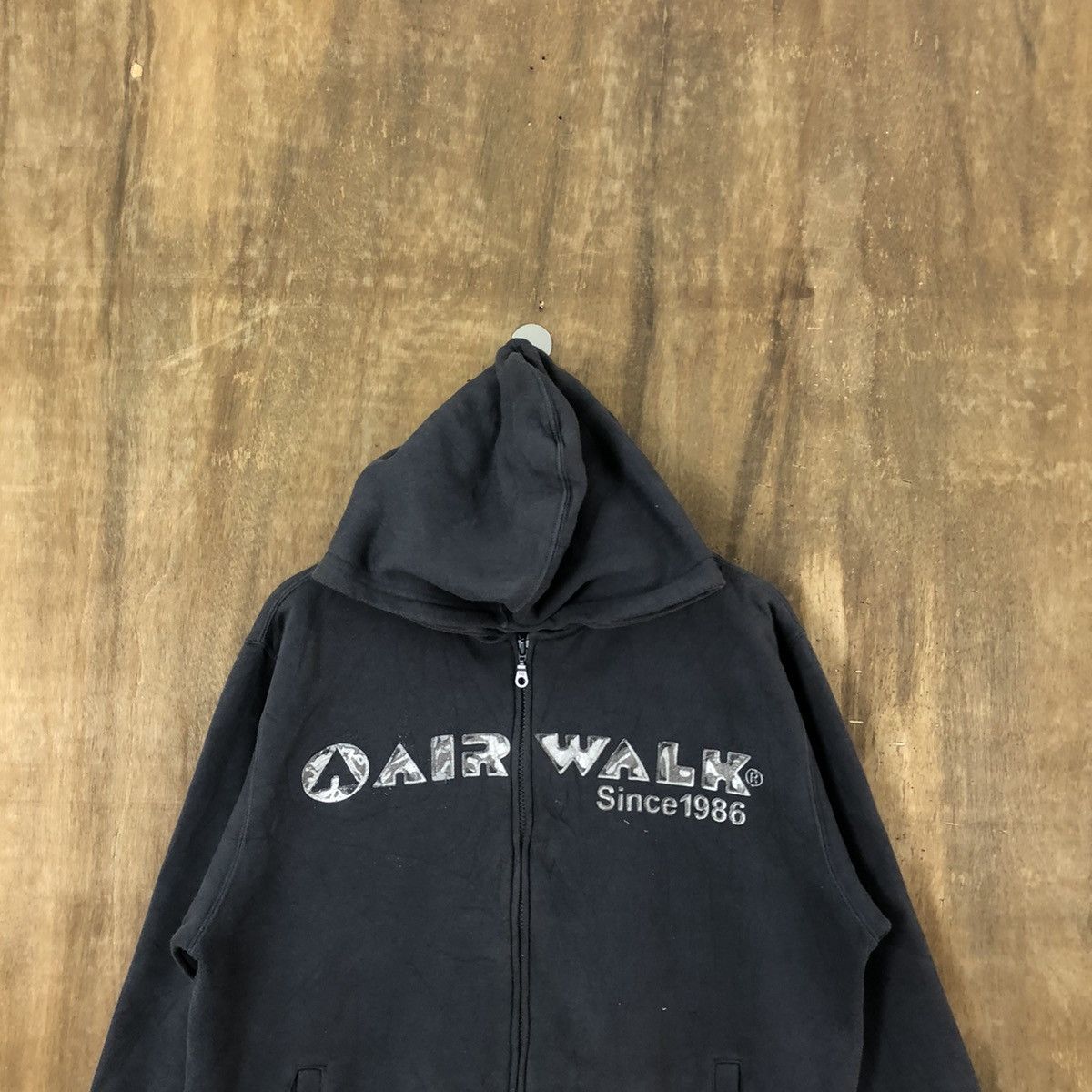 Airwalk VINTAGE AIRWALK FADED SWEATSHIRTS HOODIES Size US XL / EU 56 / 4 - 2 Thumbnail