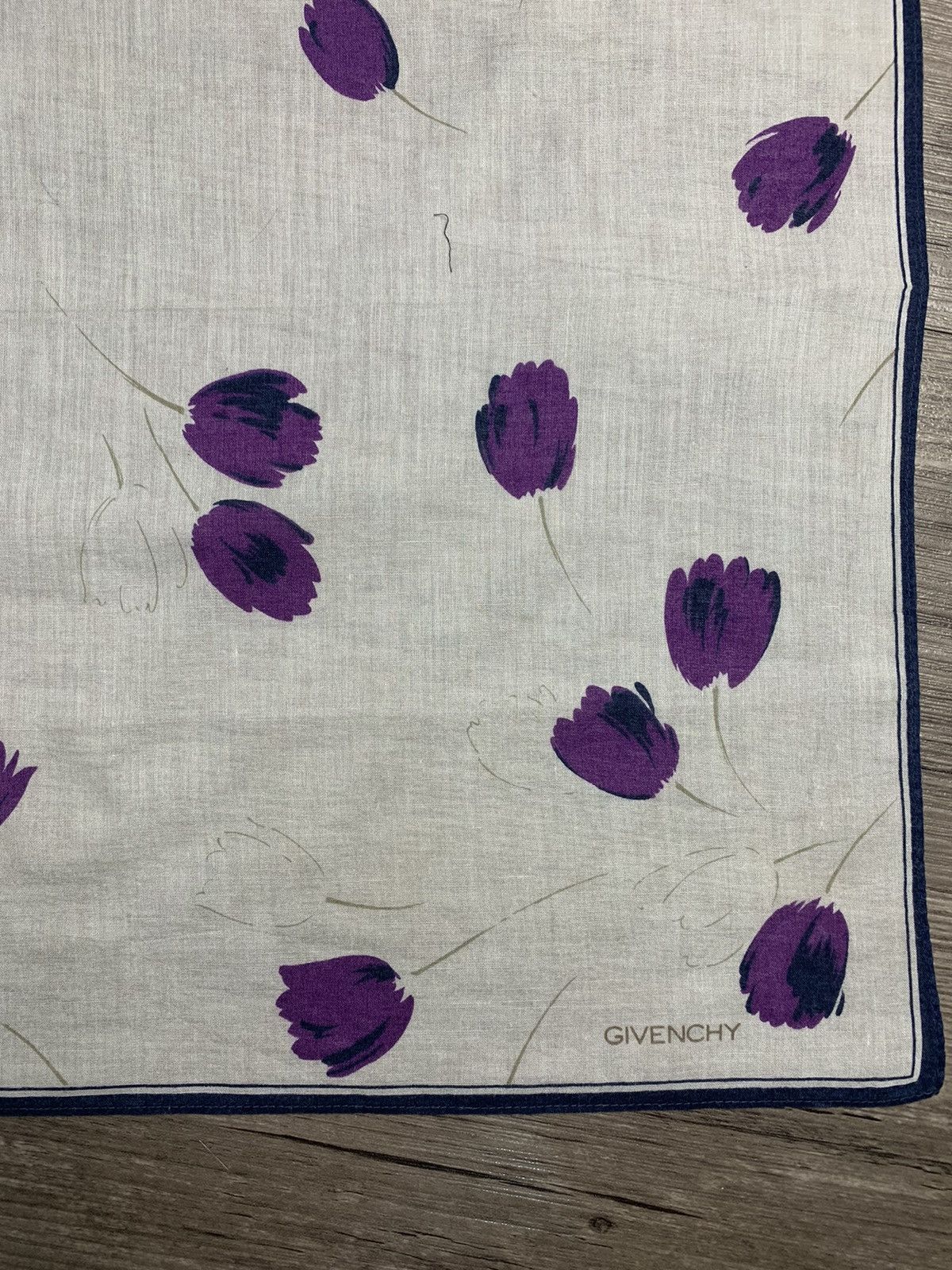 Givenchy Givenchy Handkerchief Pocketsquares Neckerchief Size ONE SIZE - 3 Thumbnail