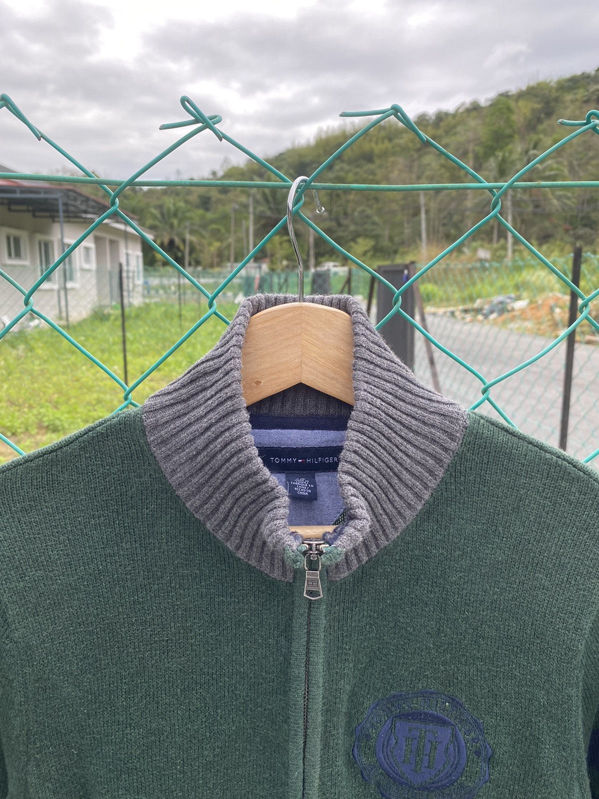 Tommy Hilfiger Tommy Hilfiger Cable Knit Sweater Size M / US 6-8 / IT 42-44 - 3 Thumbnail