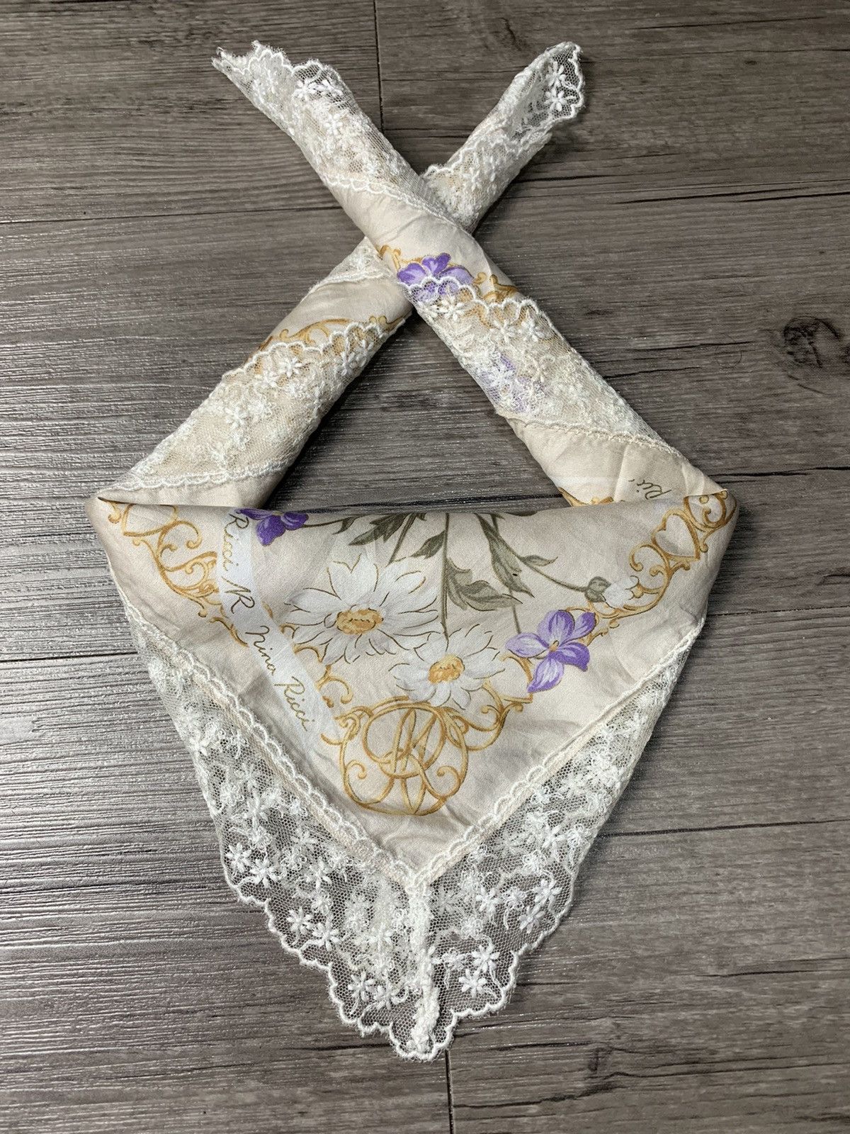 Nina Ricci Nina Ricci Handkerchief Neckerchief Pocketsquares Size ONE SIZE - 1 Thumbnail