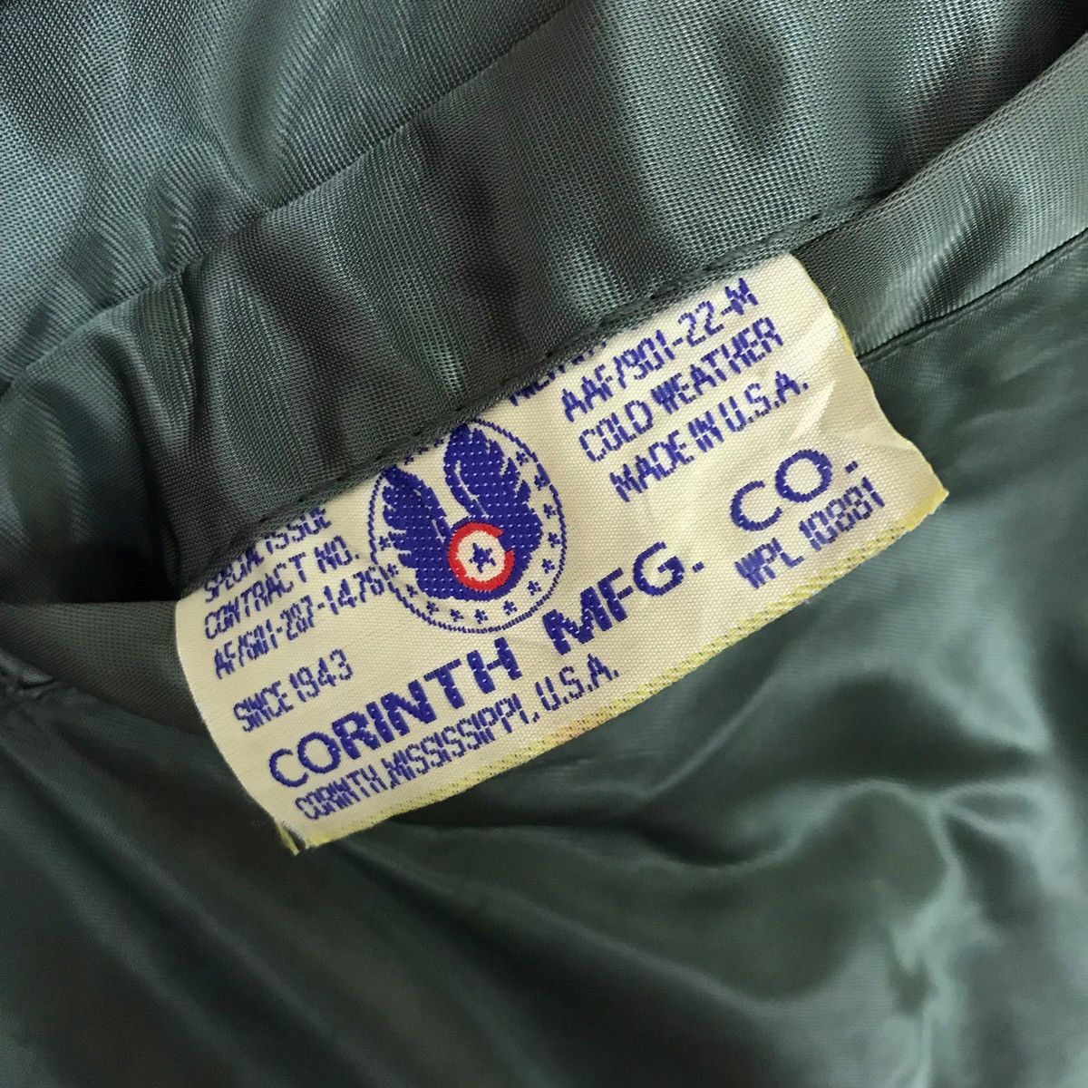Vintage Vintage 80s Corinth MFG Co US MA-1 Bomber Flight Jacket Size US M / EU 48-50 / 2 - 8 Thumbnail