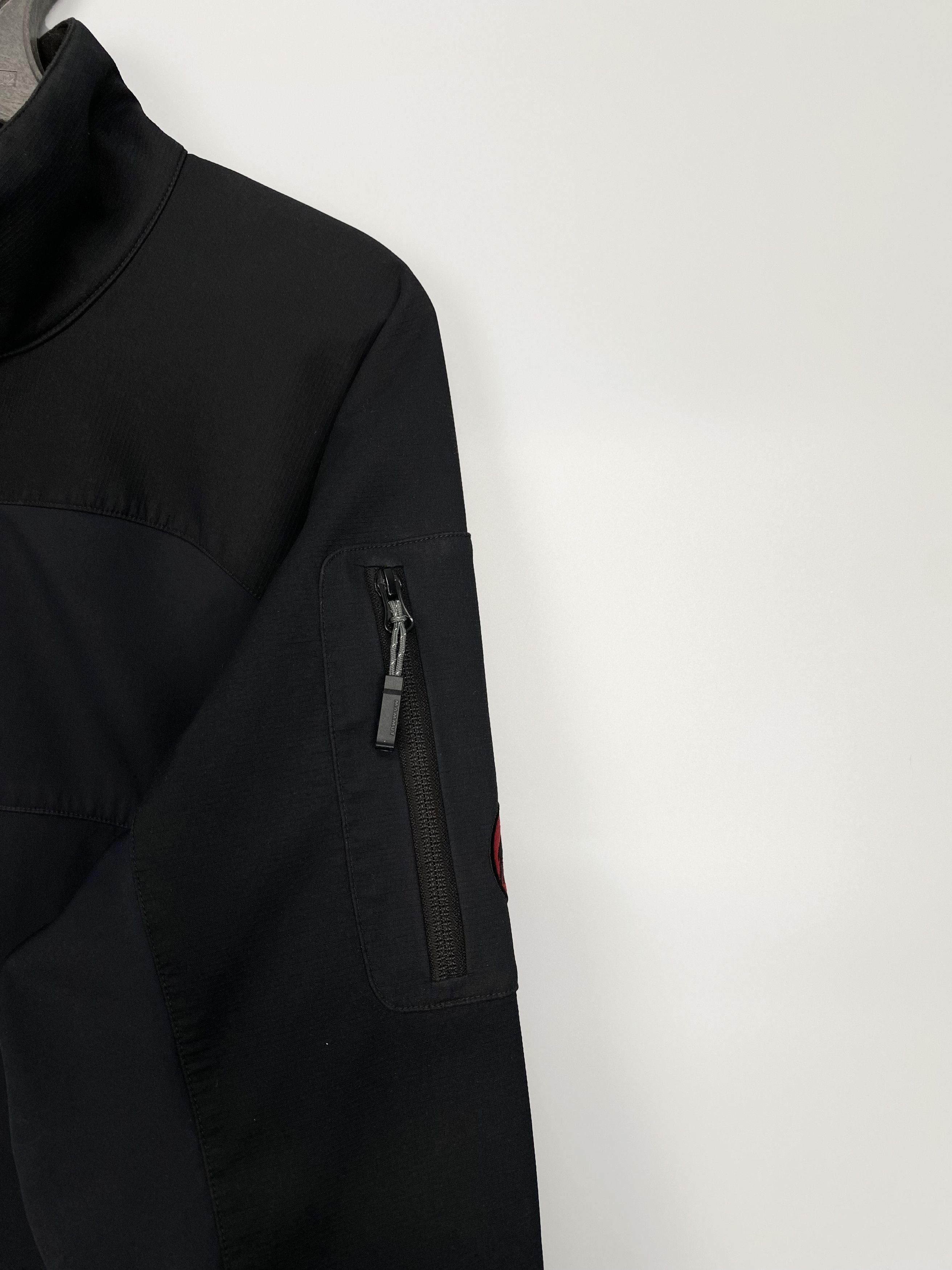 Mammut Mammut SoftShell Outdoor Light Jacket Size US M / EU 48-50 / 2 - 4 Thumbnail