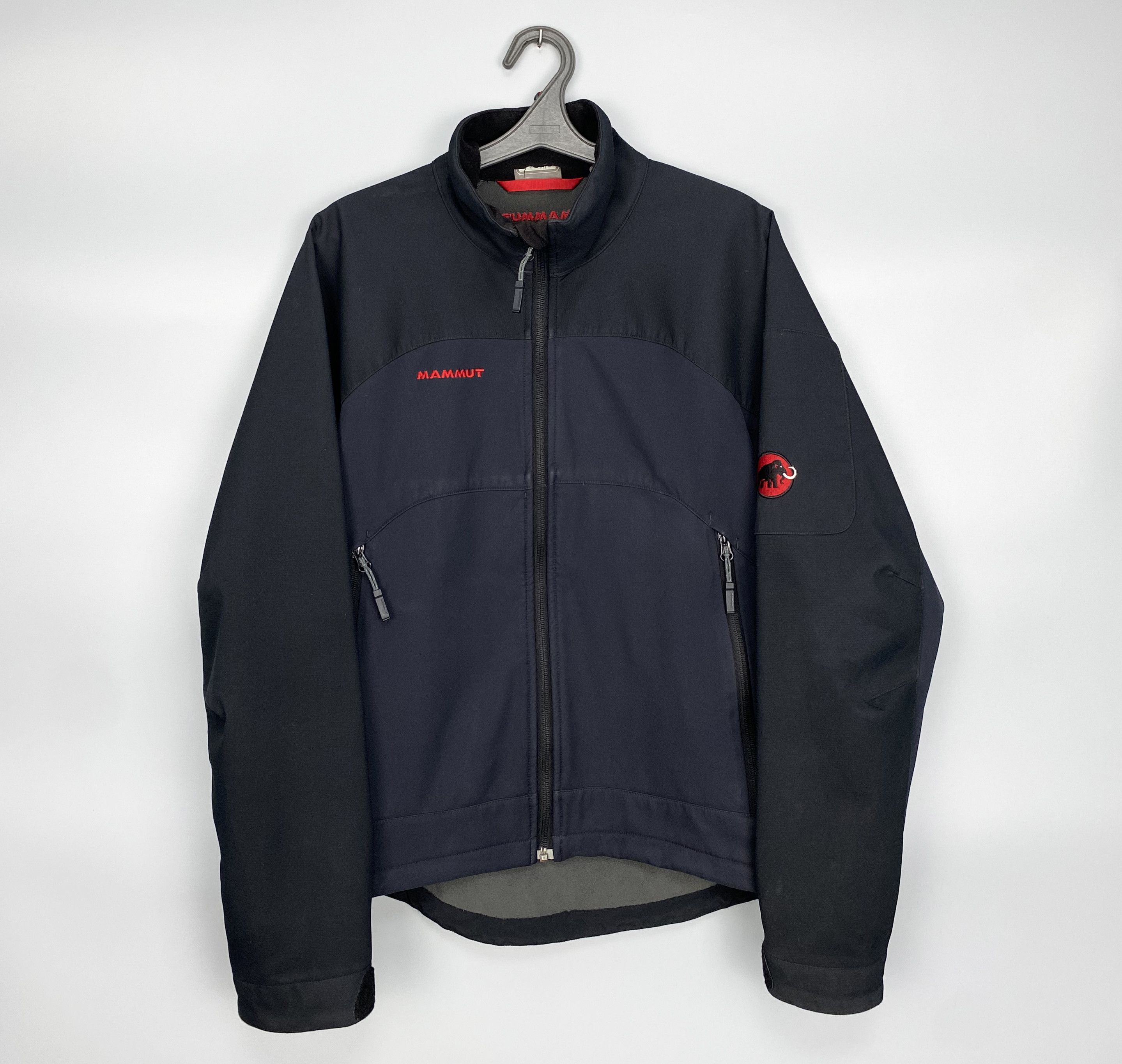 Mammut Mammut SoftShell Outdoor Light Jacket Size US M / EU 48-50 / 2 - 1 Thumbnail