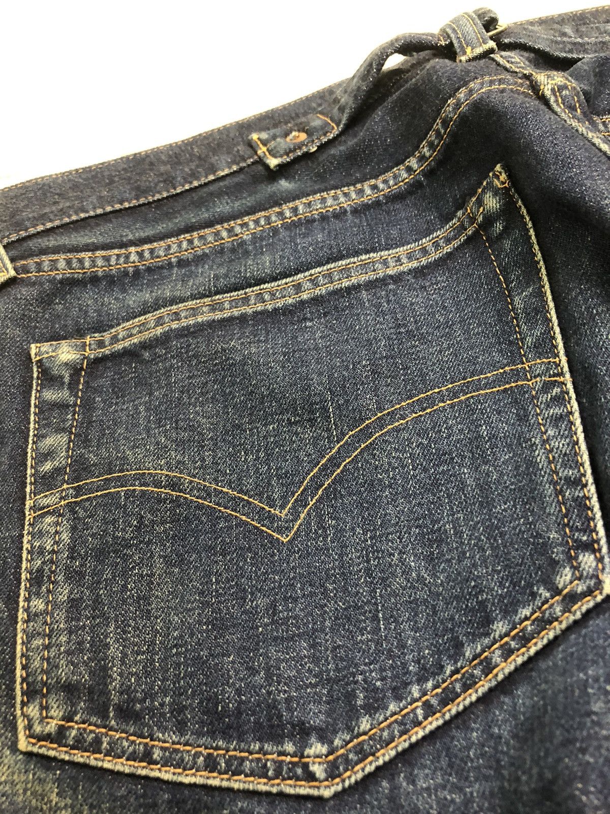 Levi's Vintage LVC Levi’s 501XX Big E Selvedge buckle back Size US 36 / EU 52 - 11 Thumbnail