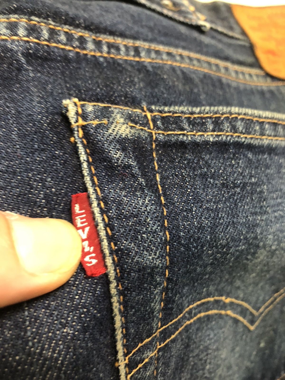 Levi's Vintage LVC Levi’s 501XX Big E Selvedge buckle back Size US 36 / EU 52 - 8 Thumbnail