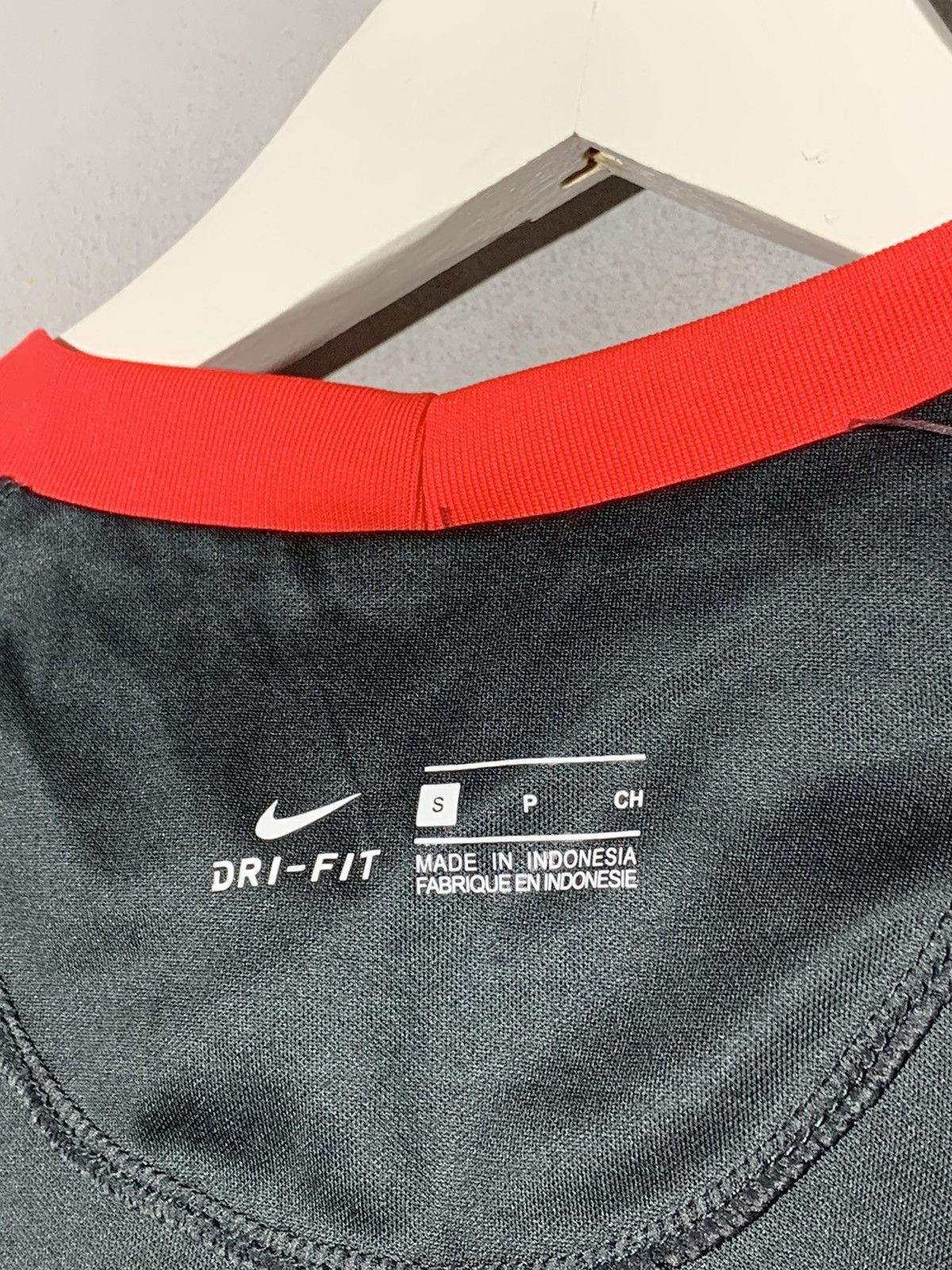 Nike Liverpool Nike Third 2020/21 Y2k Streetwear Football Shirt Size US S / EU 44-46 / 1 - 11 Thumbnail