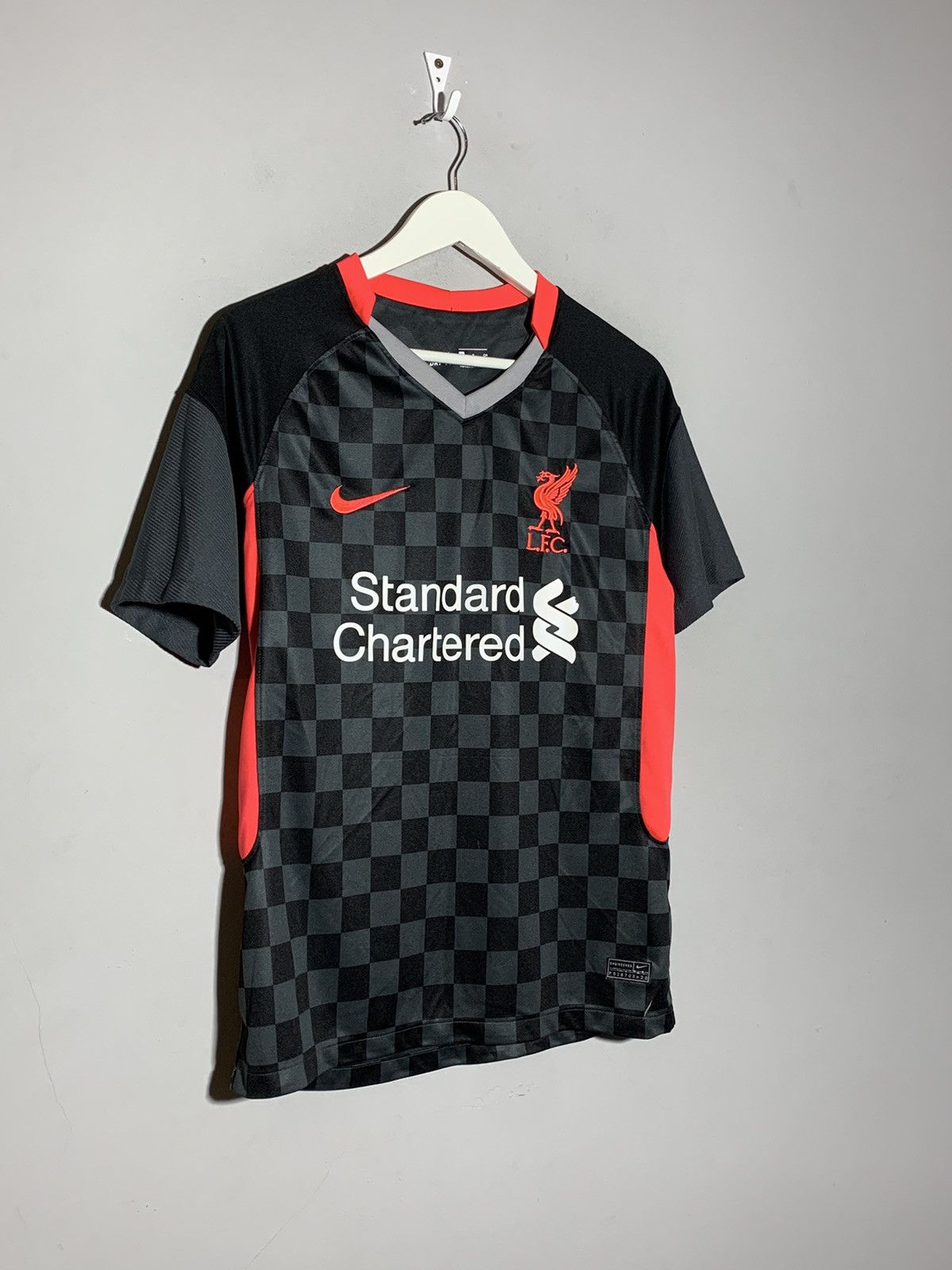 Nike Liverpool Nike Third 2020/21 Y2k Streetwear Football Shirt Size US S / EU 44-46 / 1 - 2 Thumbnail