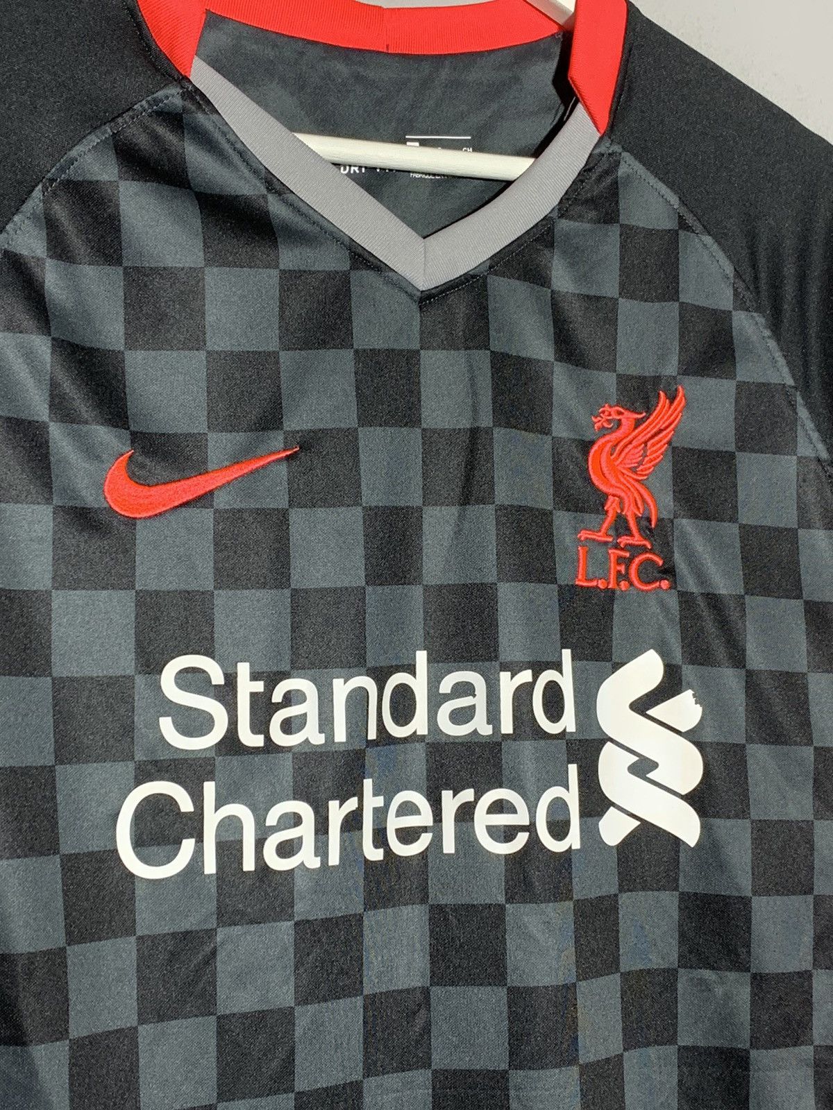 Nike Liverpool Nike Third 2020/21 Y2k Streetwear Football Shirt Size US S / EU 44-46 / 1 - 3 Thumbnail