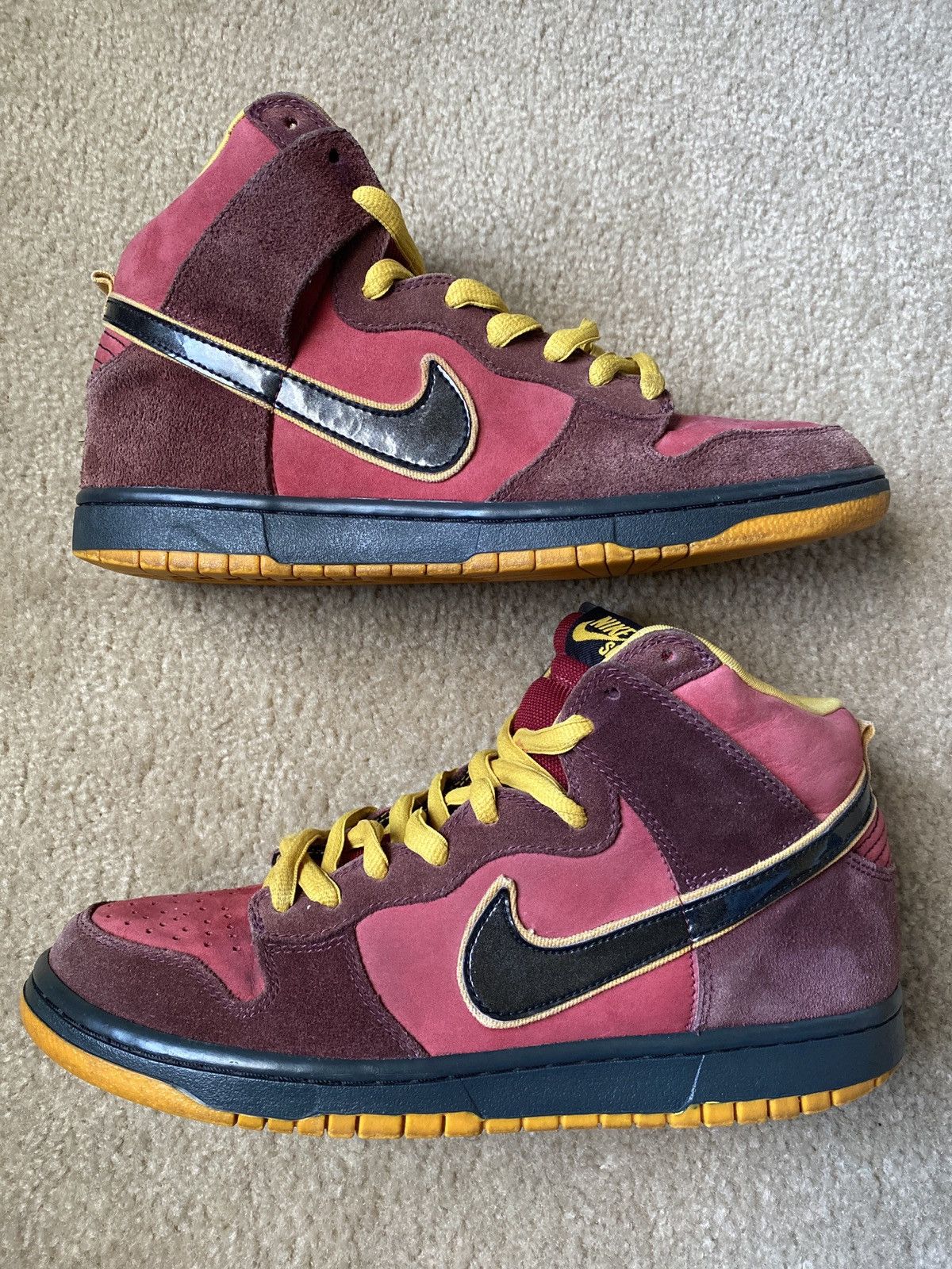 Nike dunk iron man deals