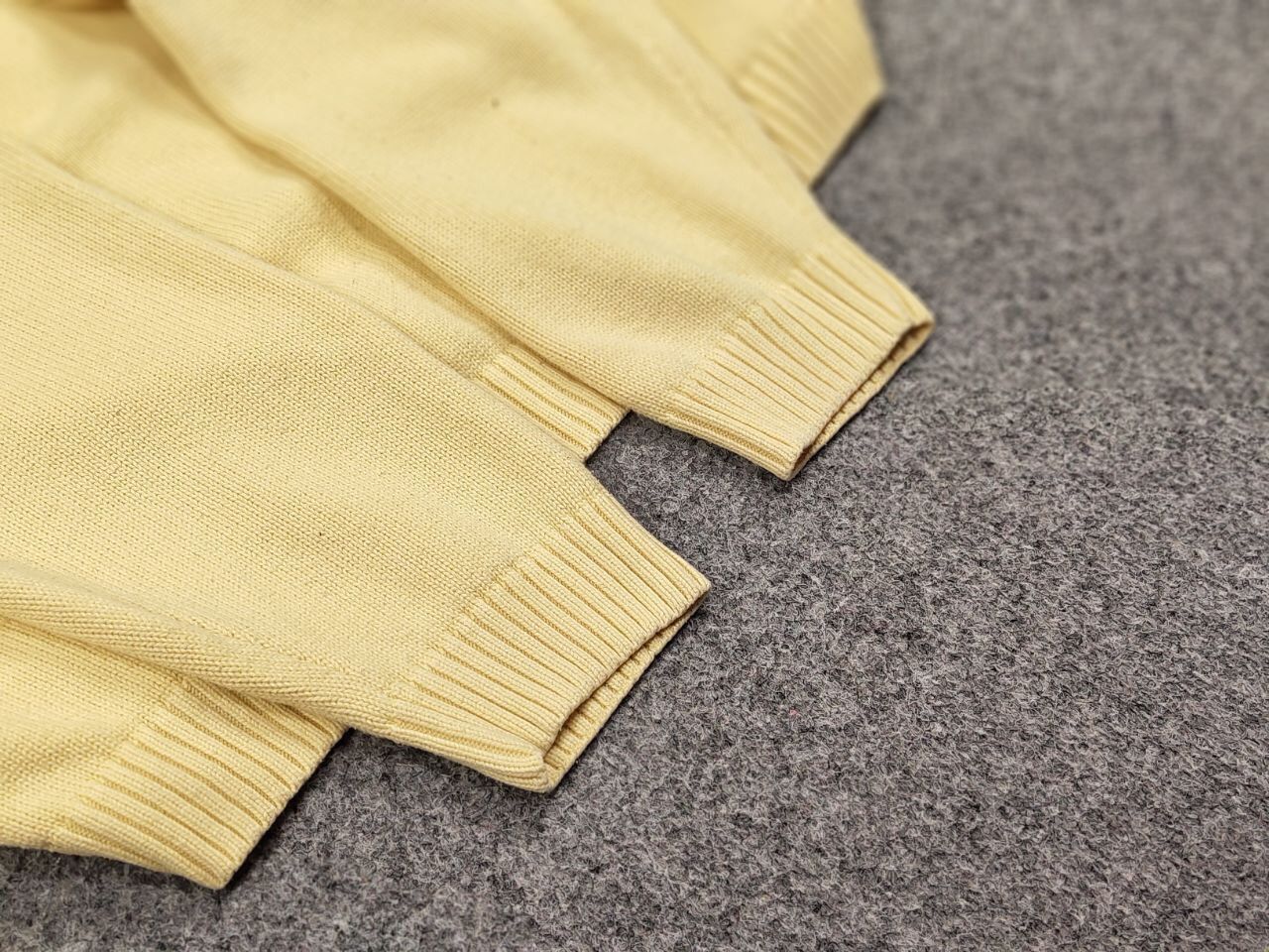 Yves Saint Laurent 🍋 Vintage 90's Yves Saint Laurent Yellow Knit Sweater logo Size US XL / EU 56 / 4 - 16 Thumbnail