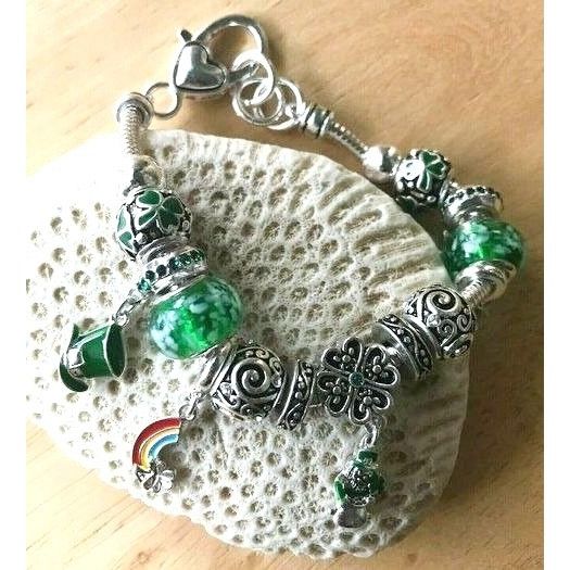 Handmade Shamrock Charm Bracelet Beaded Rainbow Pot of Gold Leprechau Size ONE SIZE - 4 Thumbnail