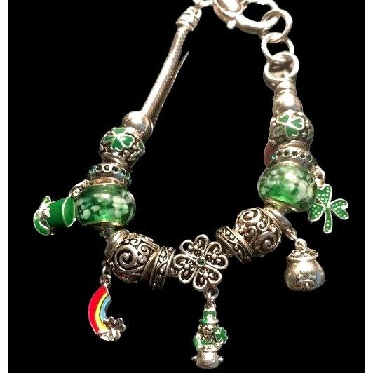 Handmade Shamrock Charm Bracelet Beaded Rainbow Pot of Gold Leprechau Size ONE SIZE - 2 Thumbnail
