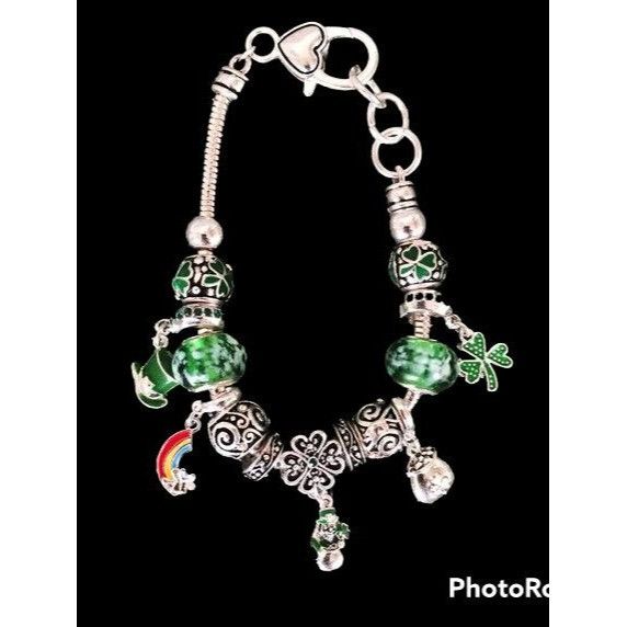 Handmade Shamrock Charm Bracelet Beaded Rainbow Pot of Gold Leprechau Size ONE SIZE - 5 Thumbnail